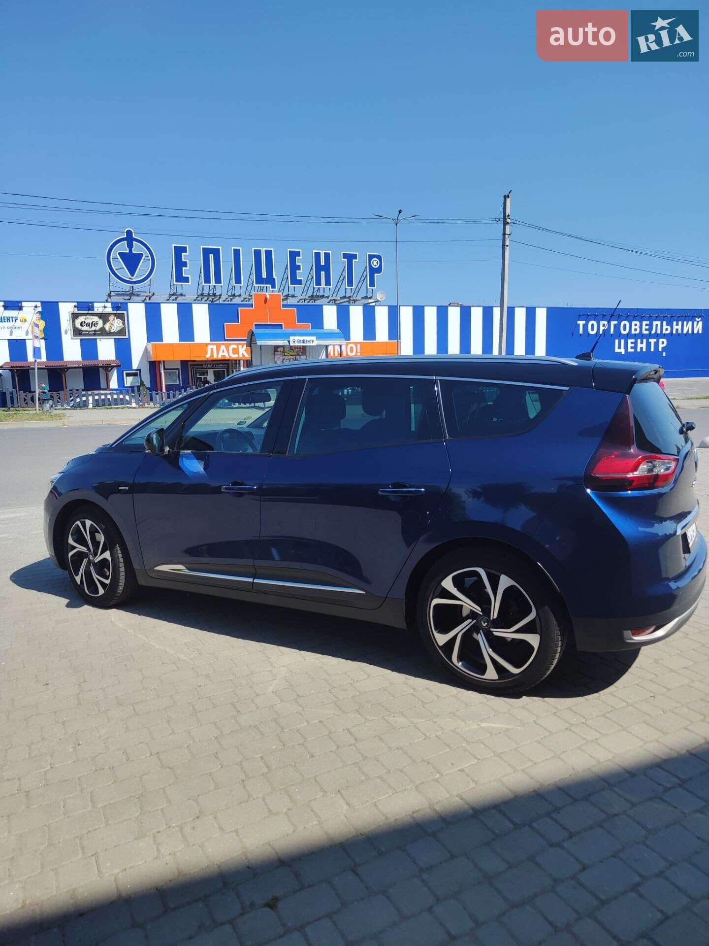 Renault Grand Scenic 2017 VIN VF1RFA00858760289 фото оголошення 5 з 52