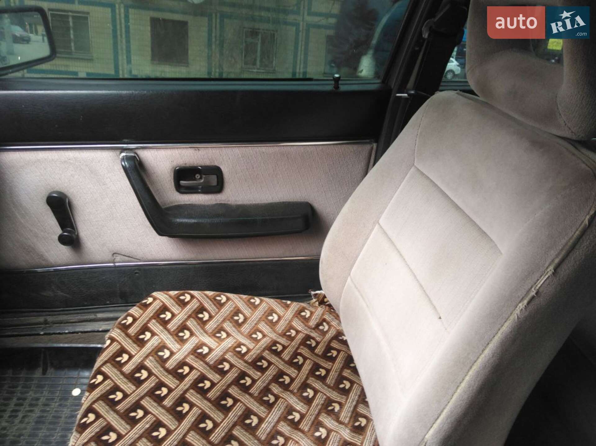 Audi 90 1985 VIN WAVZZZ81ZFA088785 фото оголошення 6 з 9