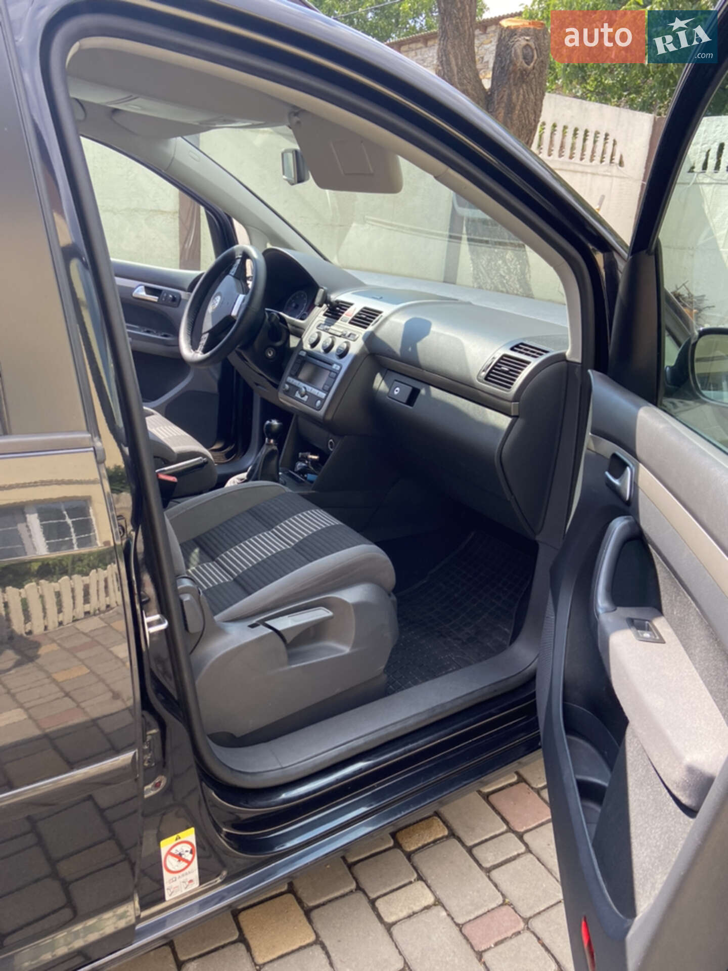 Volkswagen Touran 2009 VIN WVGZZZ1TZ9W084094 фото оголошення 4 з 12