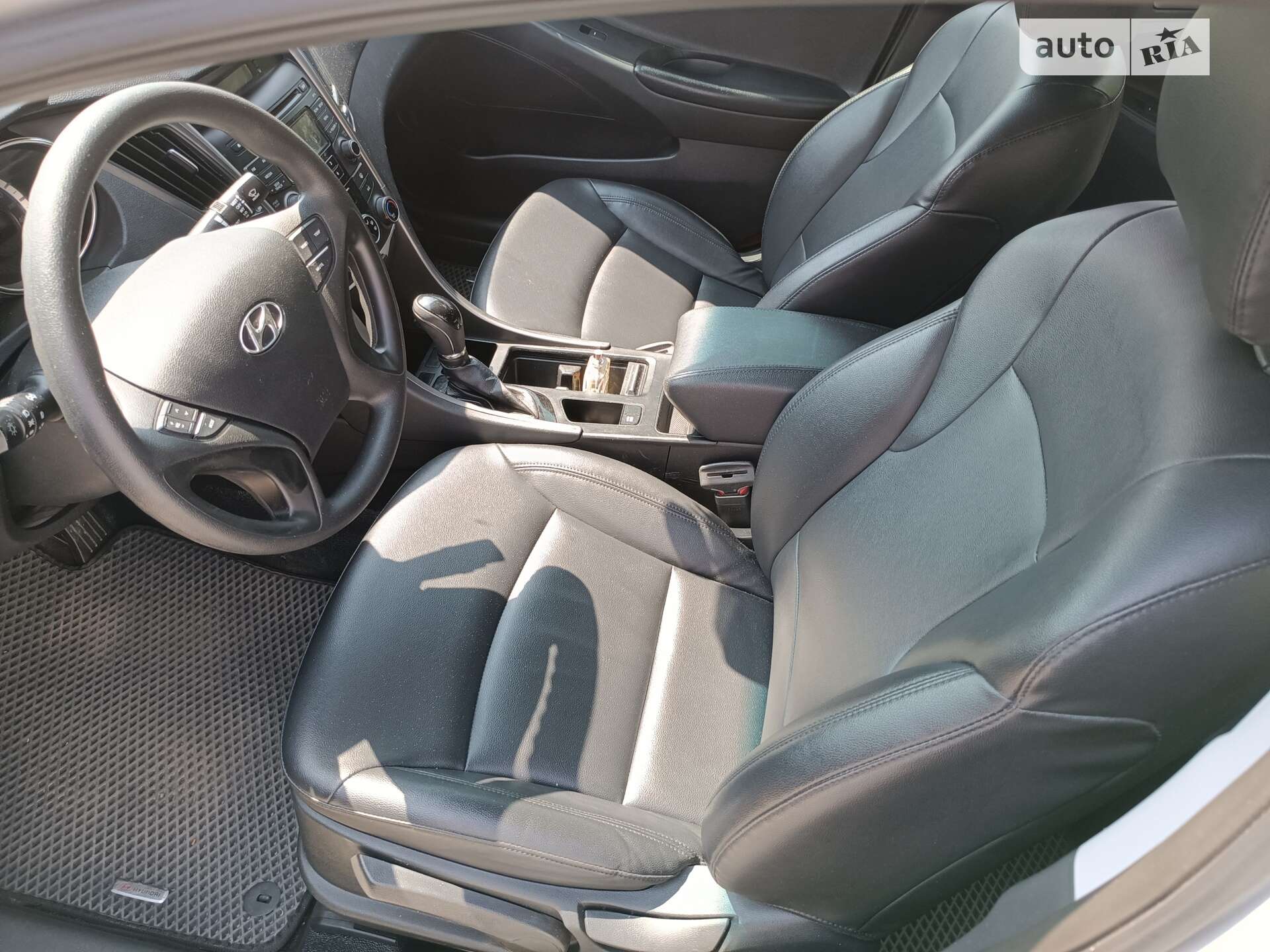 Hyundai Sonata 2013 VIN KMHEC41LBDA567794 фото оголошення 11 з 23