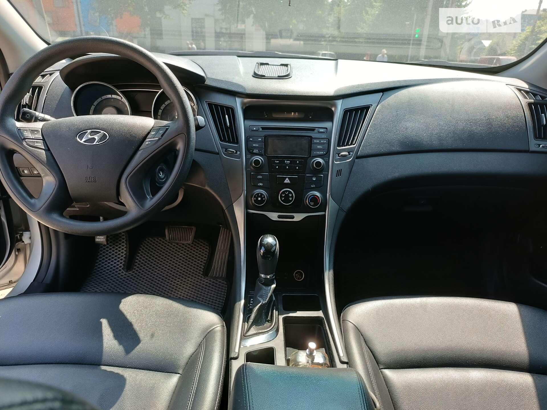 Hyundai Sonata 2013 VIN KMHEC41LBDA567794 фото оголошення 12 з 23