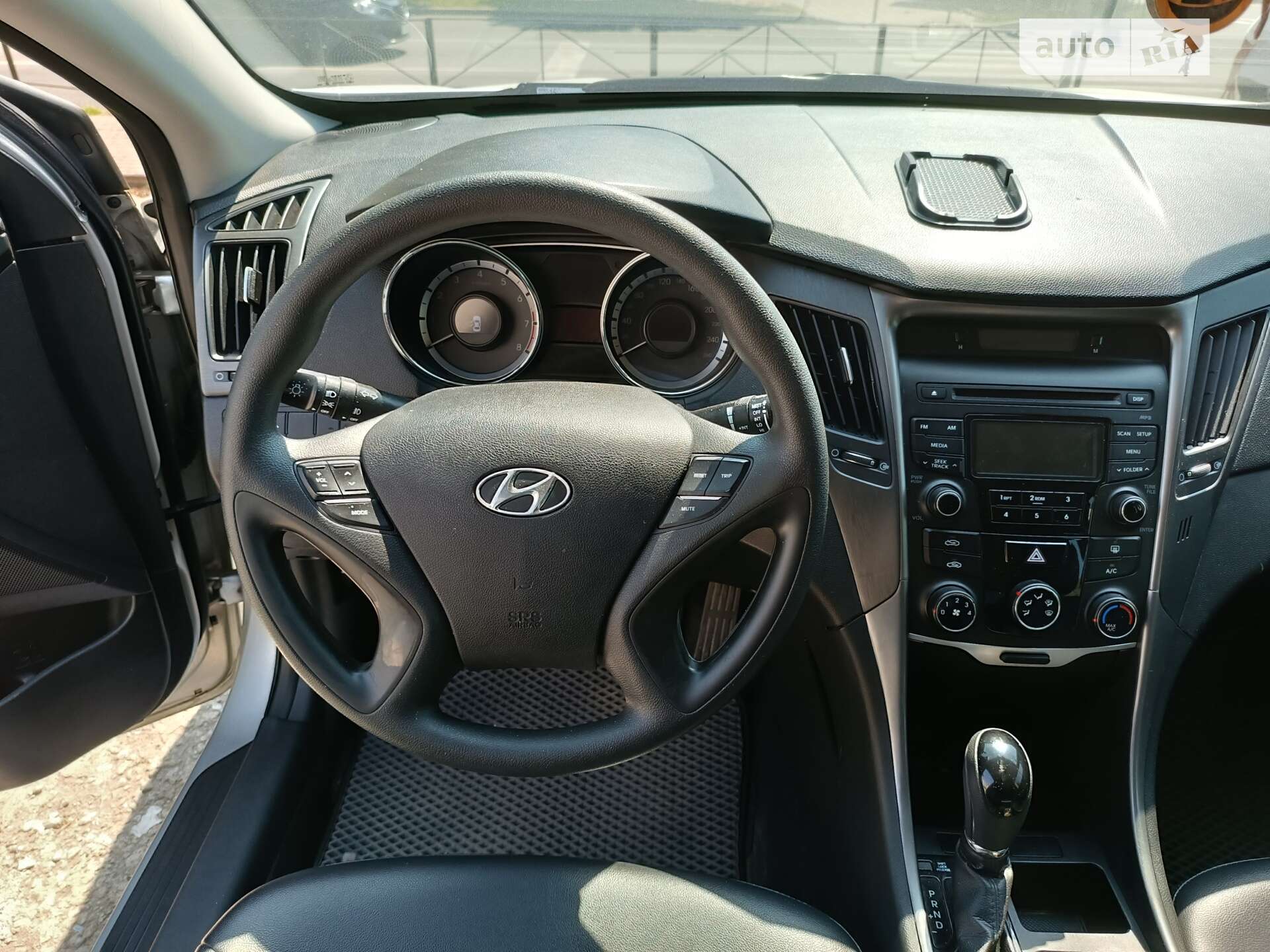Hyundai Sonata 2013 VIN KMHEC41LBDA567794 фото оголошення 9 з 23