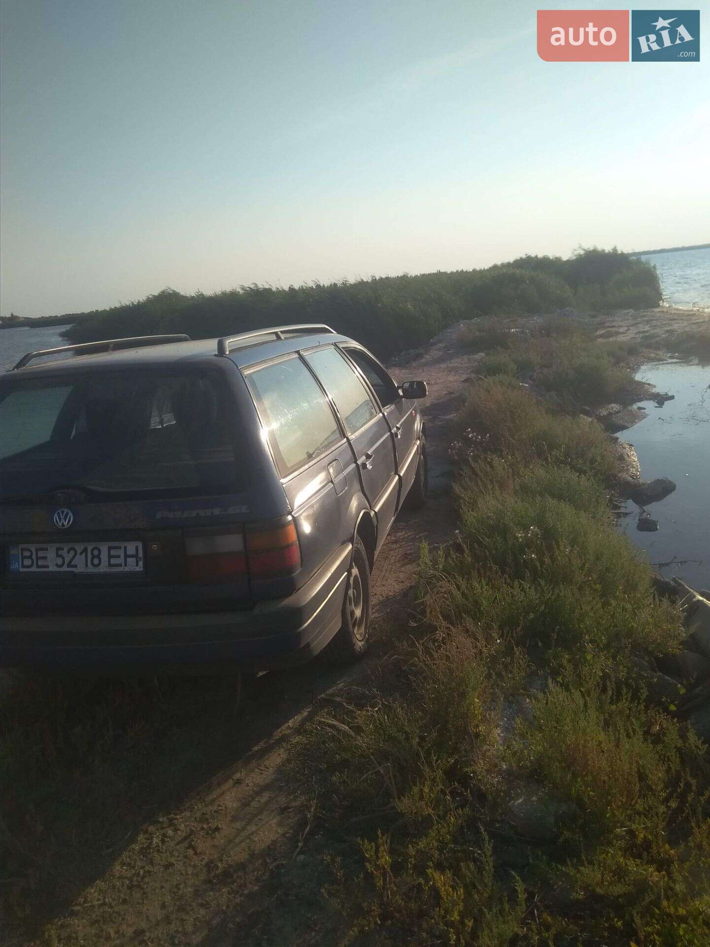 Volkswagen Passat 1993 VIN WVWZZZ31ZPE157562 фото оголошення 4 з 6