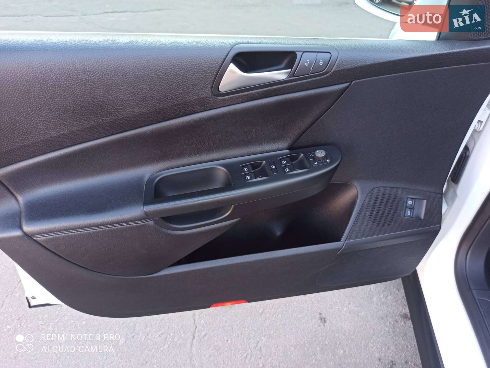 Volkswagen Passat 2010 VIN WVWZZZ3CZAE156439 фото оголошення 7 з 10