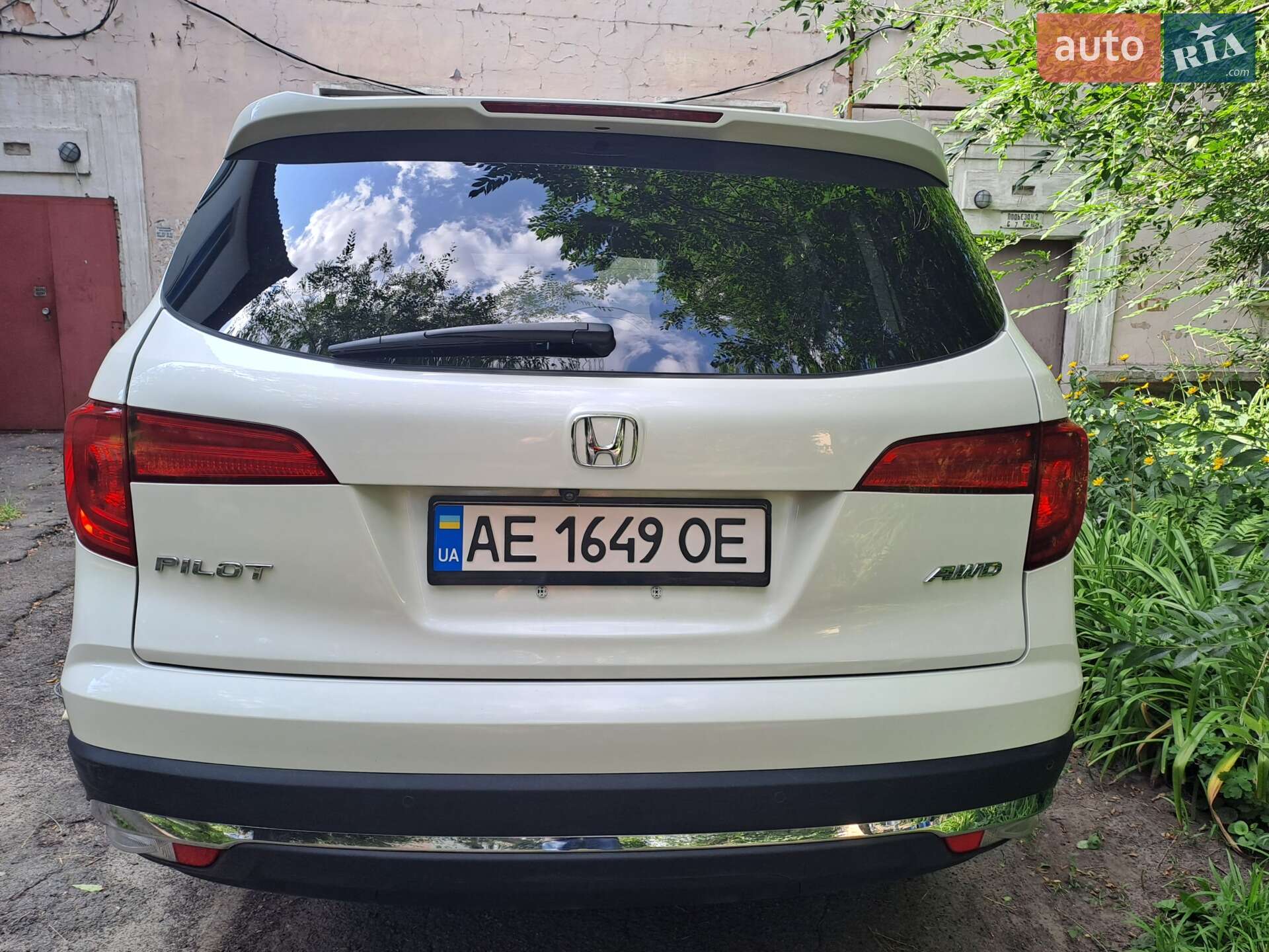 Honda Pilot 2015 VIN 5FNYF6H02GB015460 фото оголошення 10 з 17