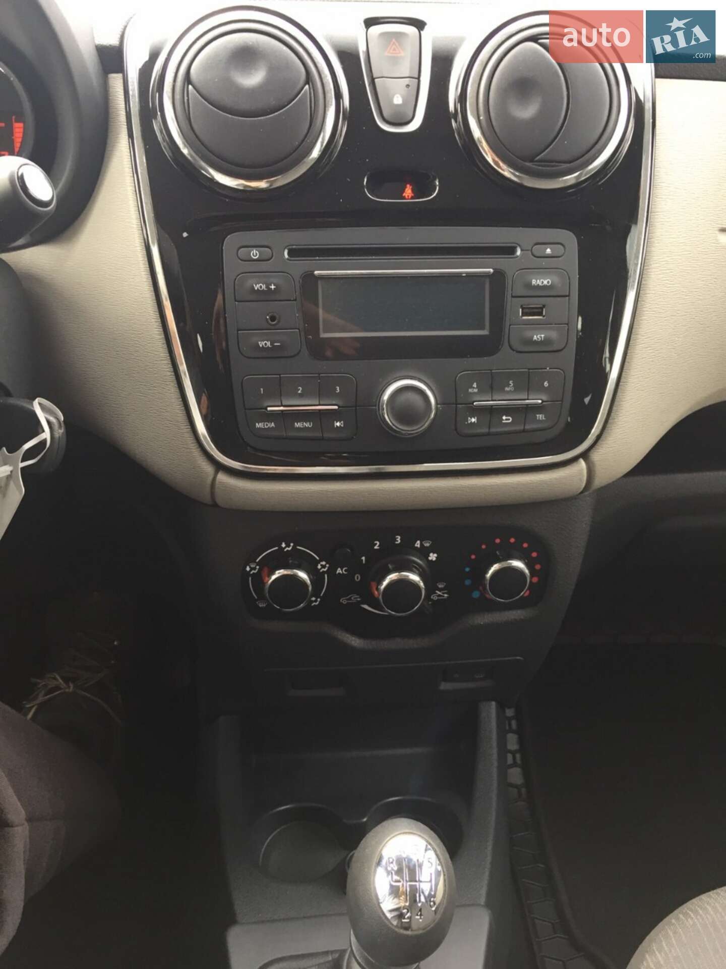 Dacia Lodgy 2012 VIN UU1JSDAC647535520 фото оголошення 9 з 14