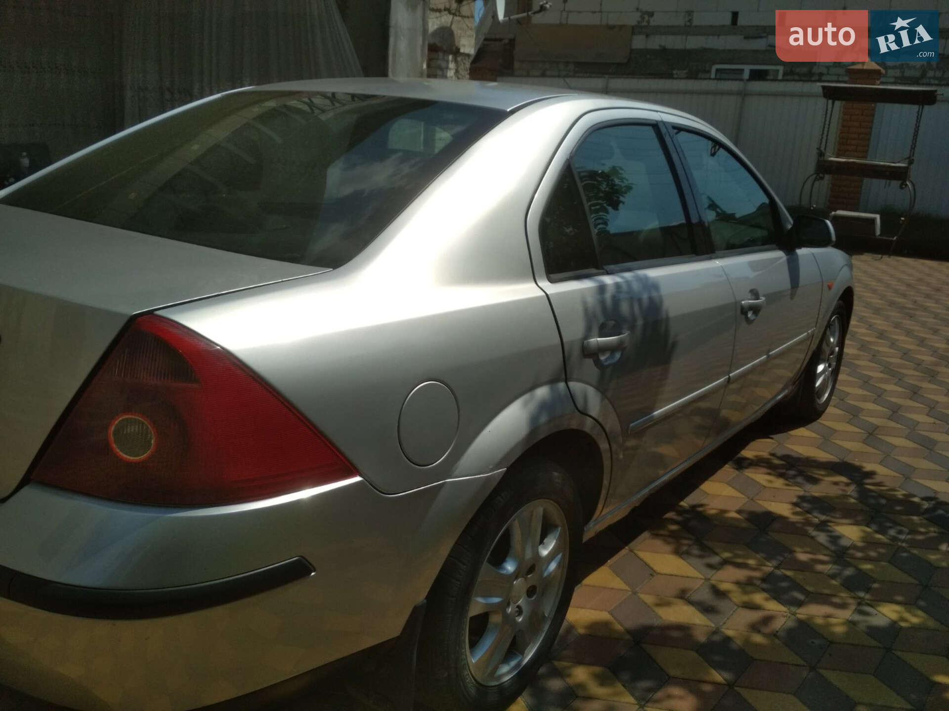 Ford Mondeo 2001 VIN WF04XXGBB41K56163 фото оголошення 3 з 17
