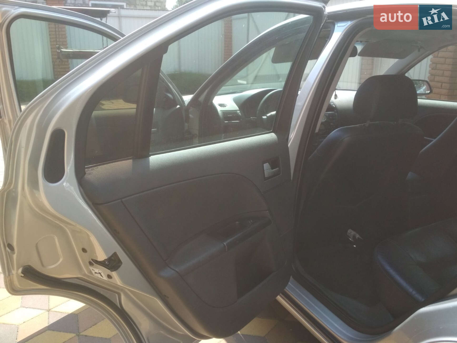 Ford Mondeo 2001 VIN WF04XXGBB41K56163 фото оголошення 14 з 17