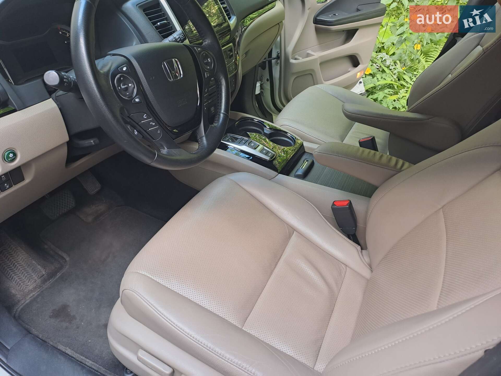 Honda Pilot 2015 VIN 5FNYF6H02GB015460 фото оголошення 13 з 37