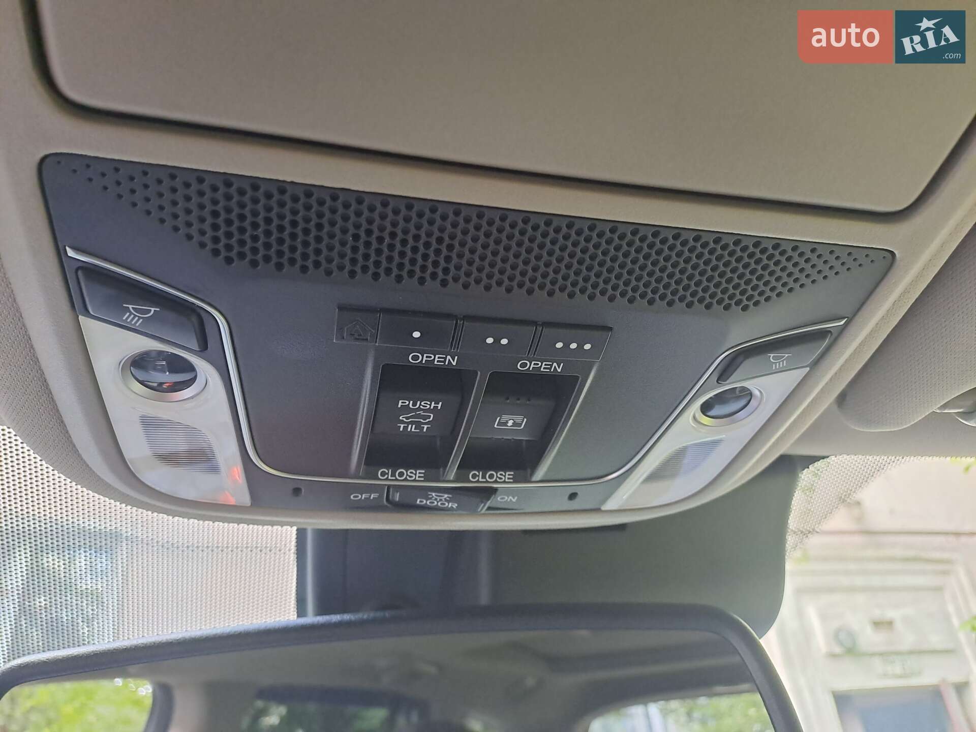 Honda Pilot 2015 VIN 5FNYF6H02GB015460 фото оголошення 21 з 37