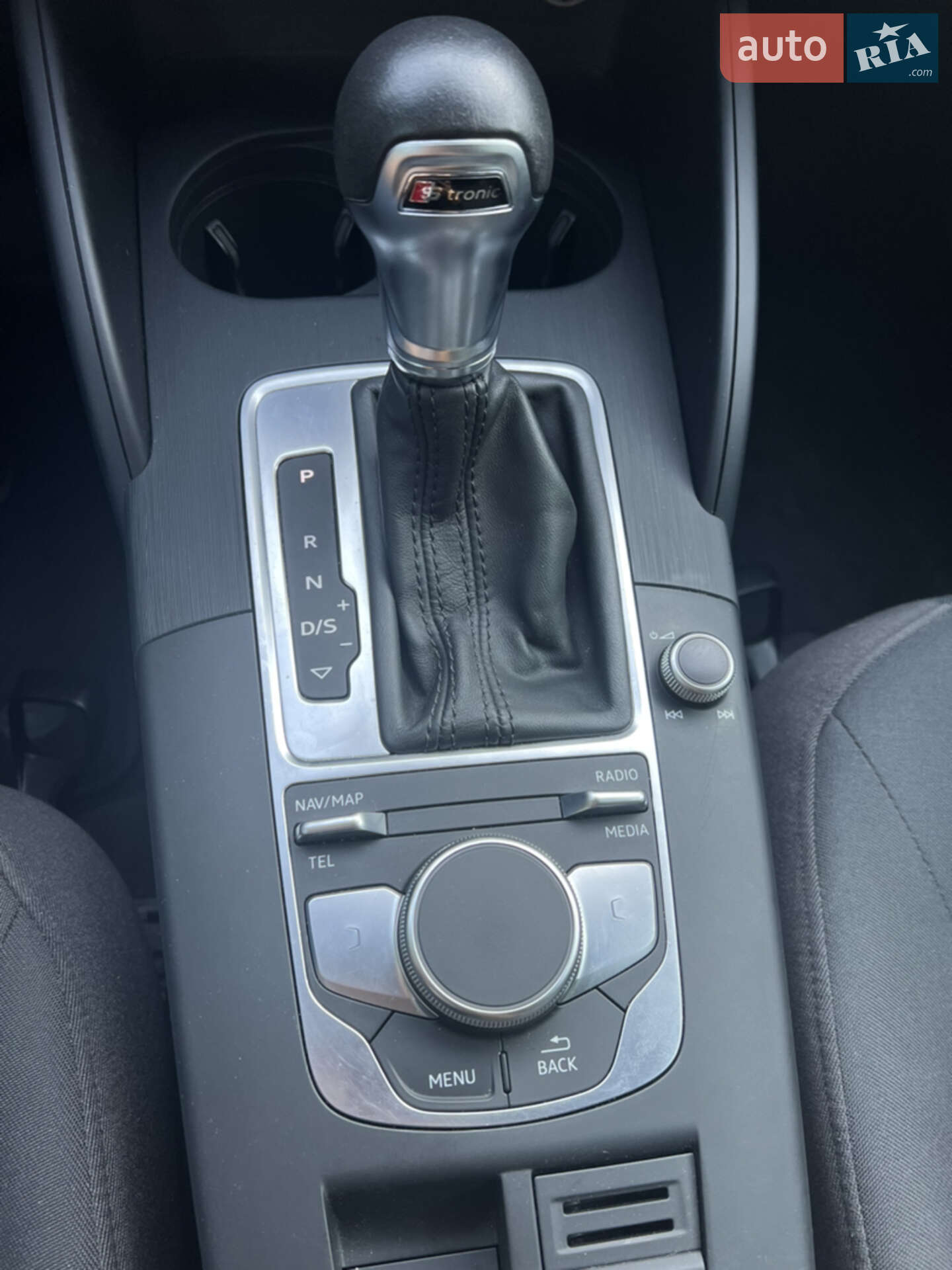 Audi A3 2019 VIN WAUZZZ8VXKA062095 фото оголошення 49 з 55