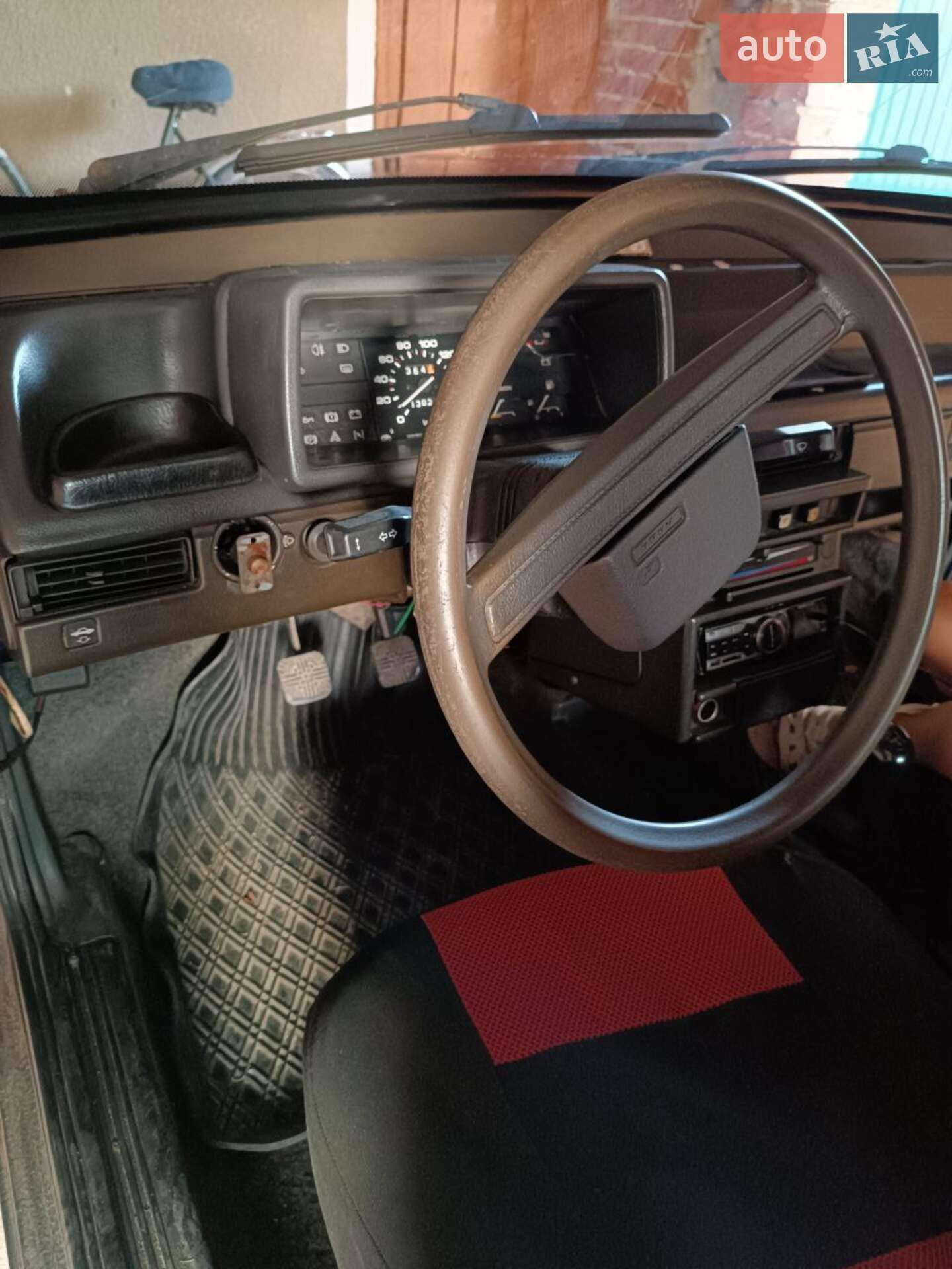 ВАЗ / Lada 2108 1991 VIN XTA210810M0889001 фото оголошення 4 з 9