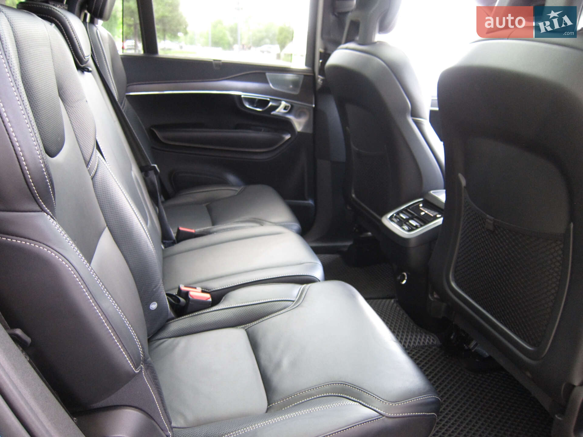 Volvo Xc90 2018 VIN YV4A22PM7J1369143 фото оголошення 29 з 76