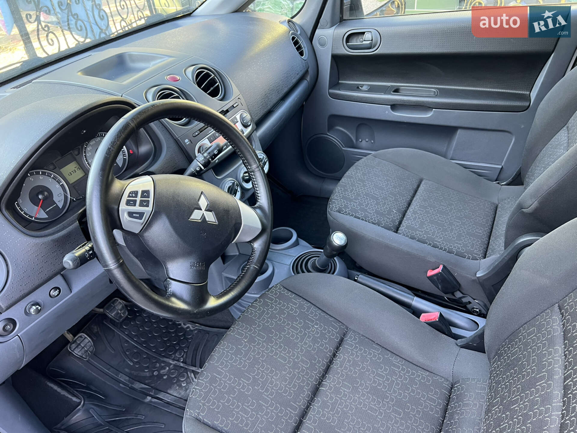 Mitsubishi Colt 2010 VIN XMCXNZ33ABF001250 фото оголошення 7 з 10