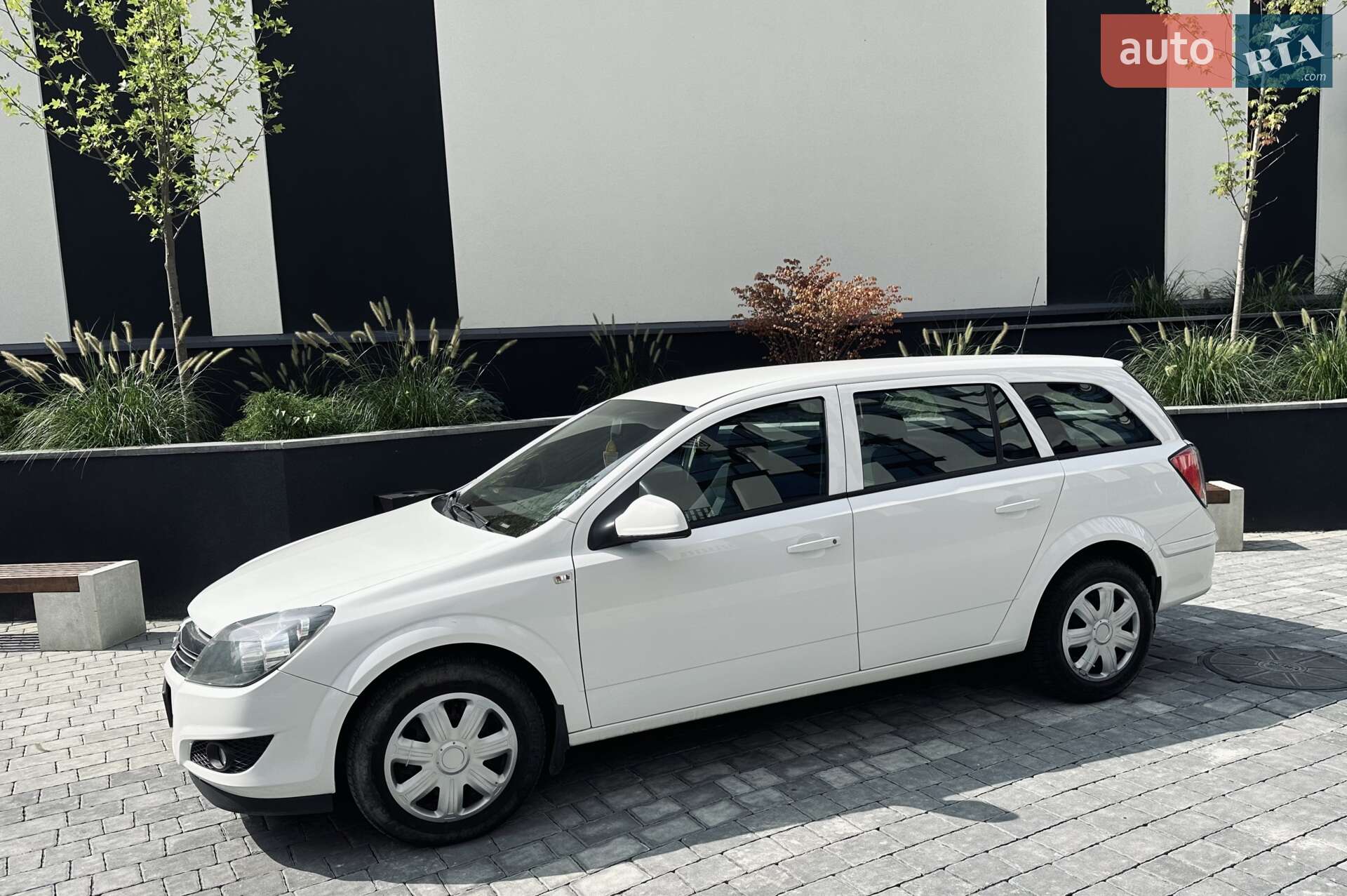 Opel Astra 2011 VIN W0L0AHL35B2138202 фото оголошення 4 з 16