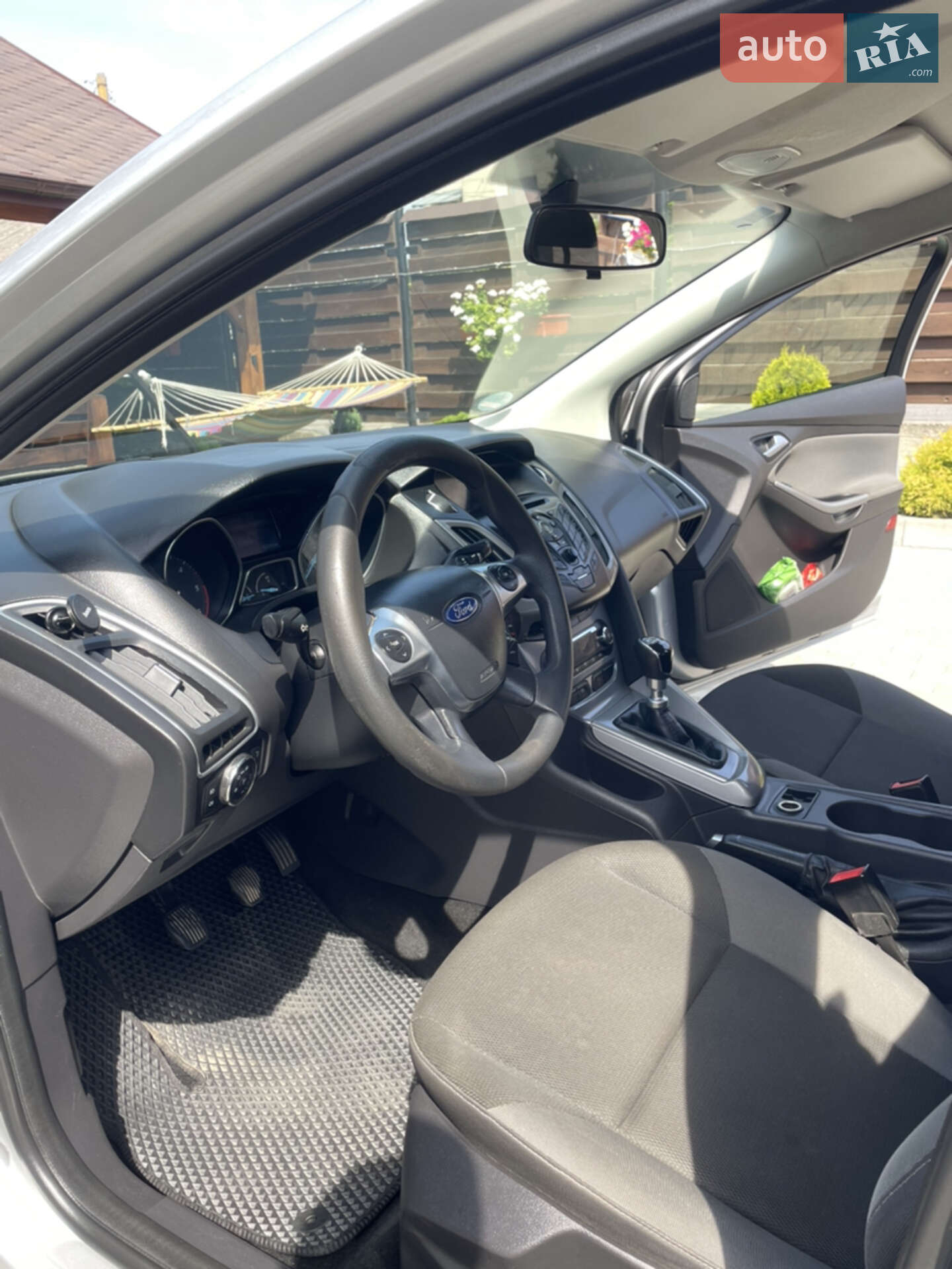 Ford Focus 2011 VIN WF0LXXGCBLBM82602 фото оголошення 12 з 23
