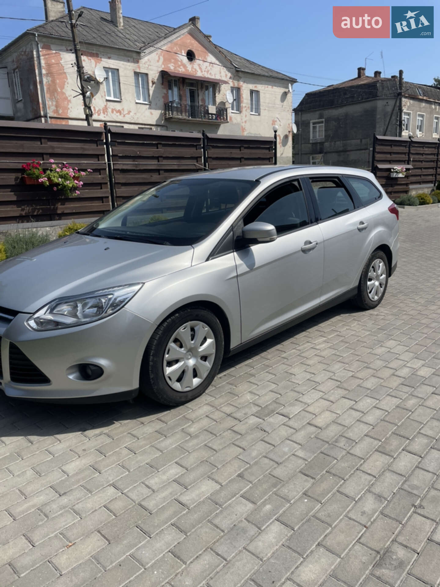 Ford Focus 2011 VIN WF0LXXGCBLBM82602 фото оголошення 18 з 23
