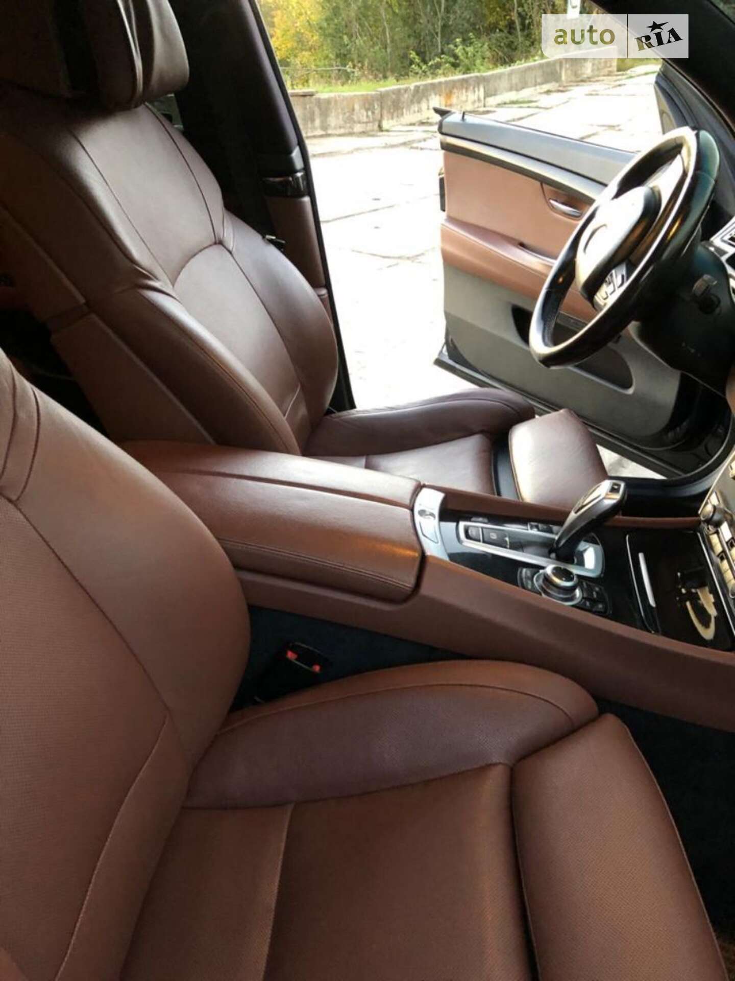 BMW 5 Series GT 2012 VIN WBASN2C50CC202303 фото оголошення 19 з 31