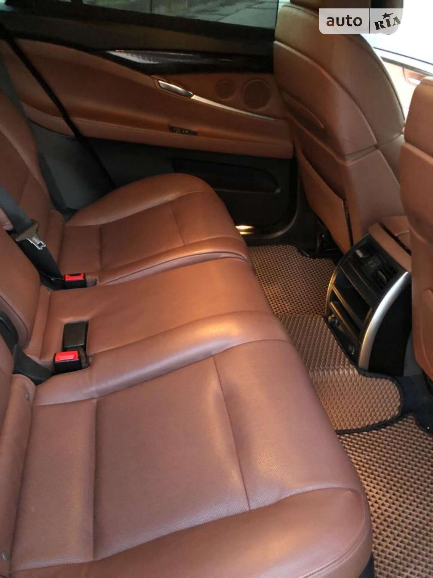 BMW 5 Series GT 2012 VIN WBASN2C50CC202303 фото оголошення 23 з 31