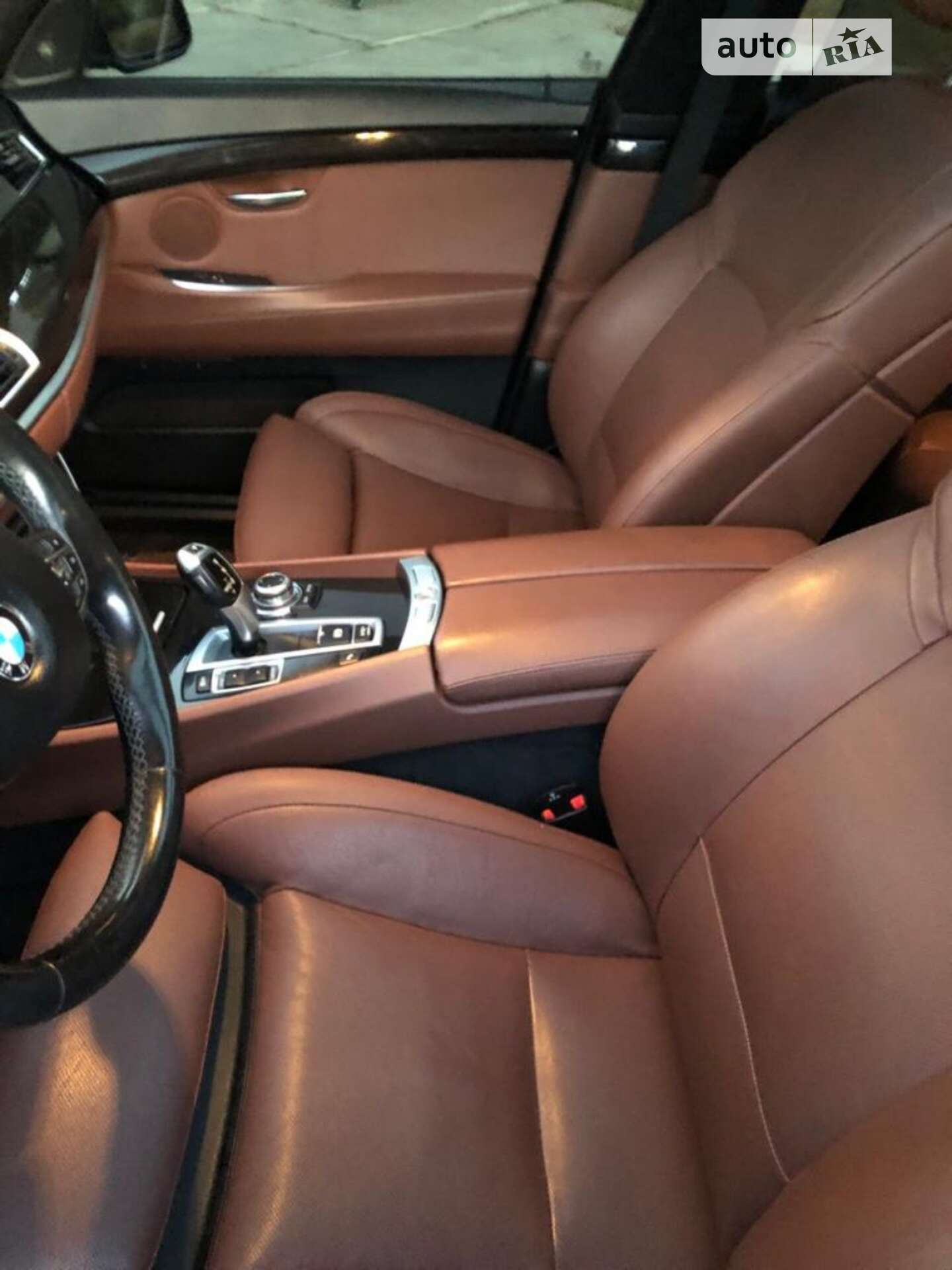 BMW 5 Series GT 2012 VIN WBASN2C50CC202303 фото оголошення 18 з 31