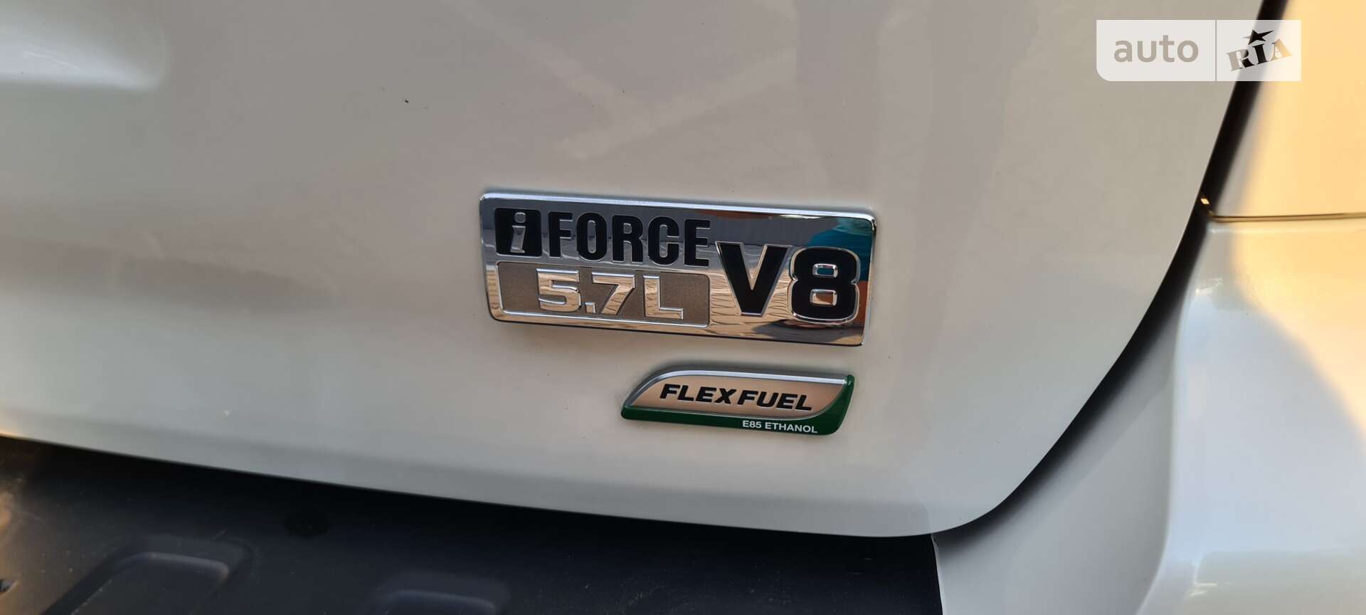 Toyota Sequoia 2016 VIN 5TDDW5G16GS138614 фото оголошення 5 з 23