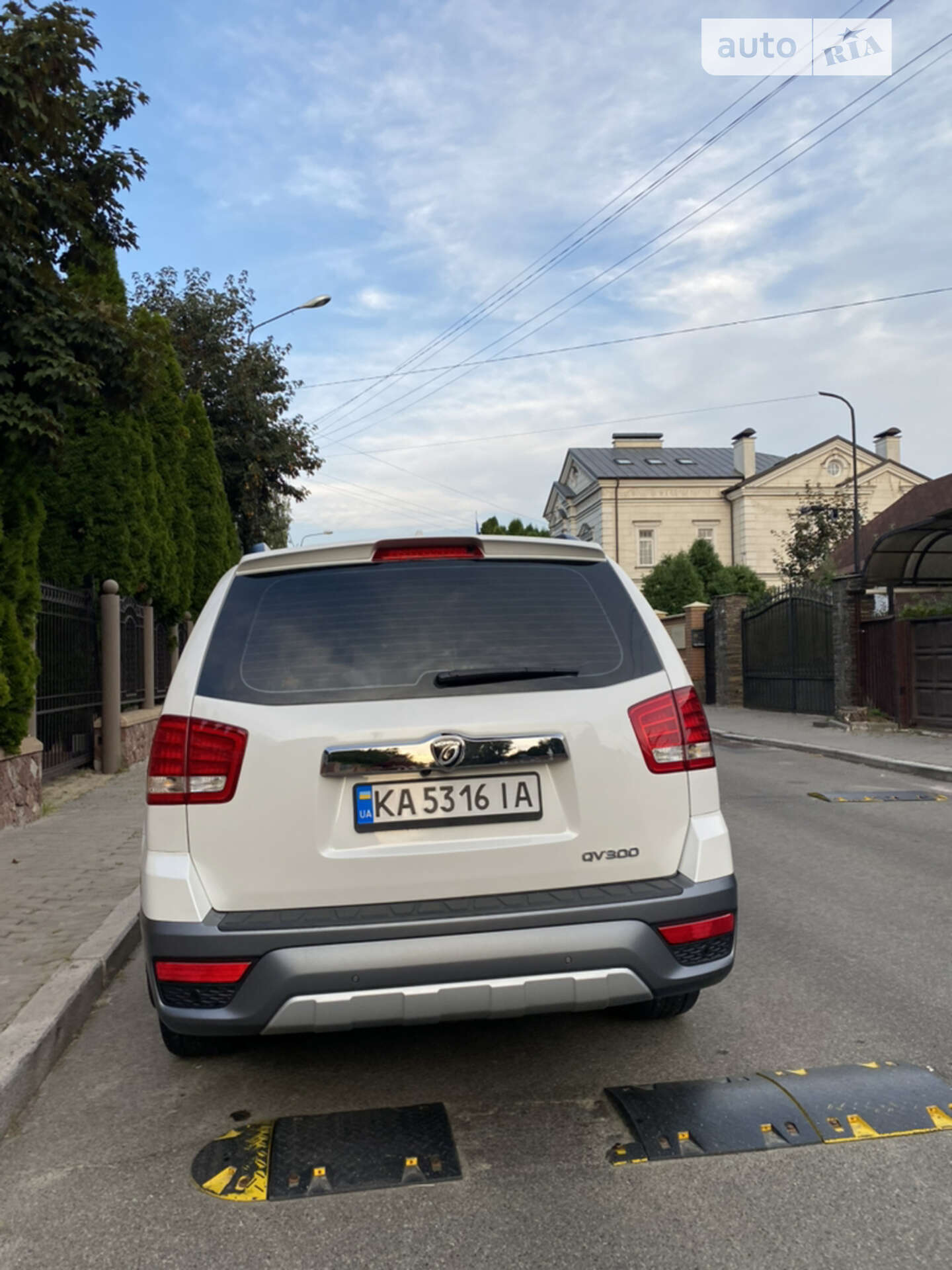 Kia Mohave 2017 VIN KNAKN814DHA167908 фото оголошення 20 з 57
