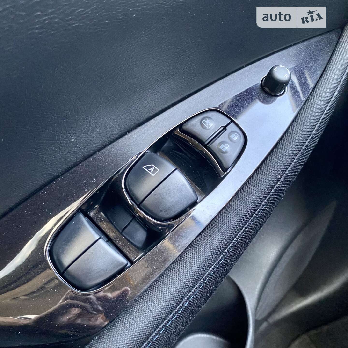 Nissan Leaf 2019 VIN 1N4AZ1CP2LC300446 фото оголошення 23 з 42