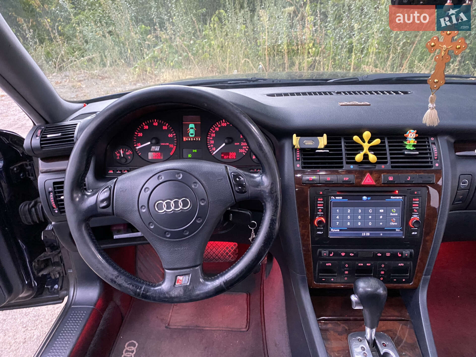 Audi S8 1999 VIN WAUZZZ4DZYN001859 фото оголошення 4 з 24