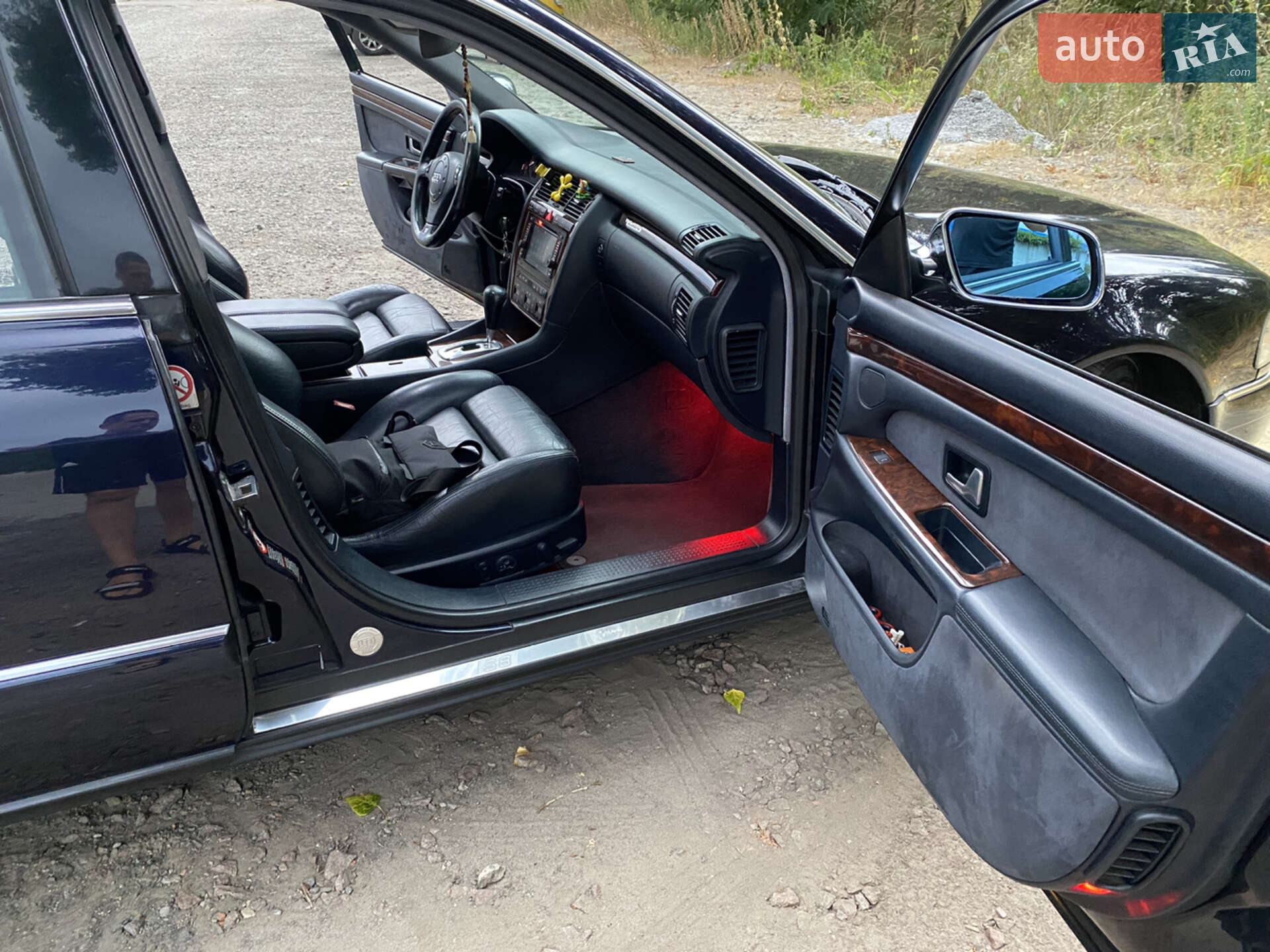 Audi S8 1999 VIN WAUZZZ4DZYN001859 фото оголошення 7 з 24