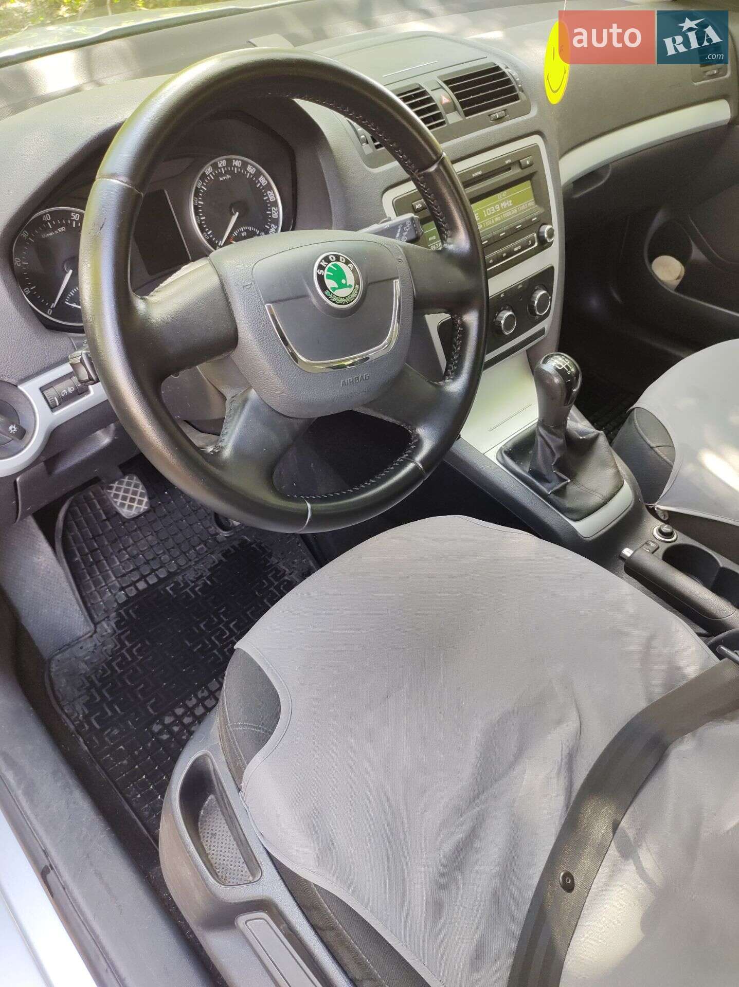Skoda Octavia 2009 VIN TMBHA61Z198012933 фото оголошення 8 з 15