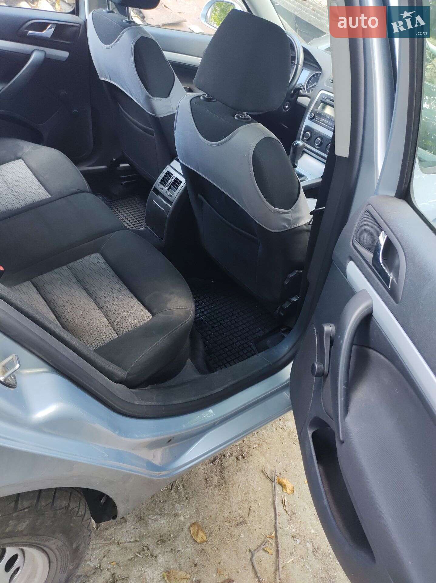 Skoda Octavia 2009 VIN TMBHA61Z198012933 фото оголошення 14 з 15