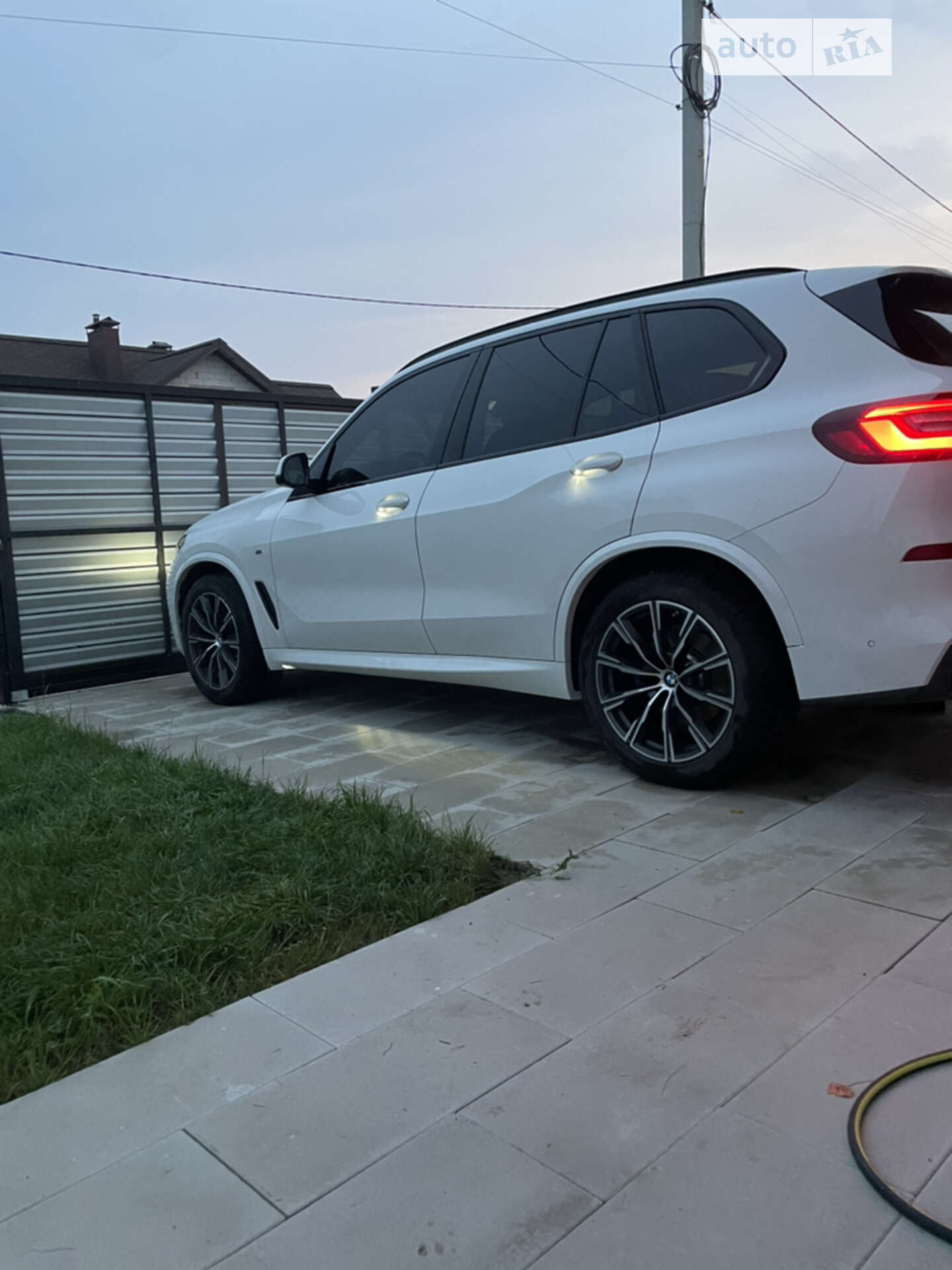 BMW X5 2022 VIN WBACV610909L38313 фото оголошення 2 з 25