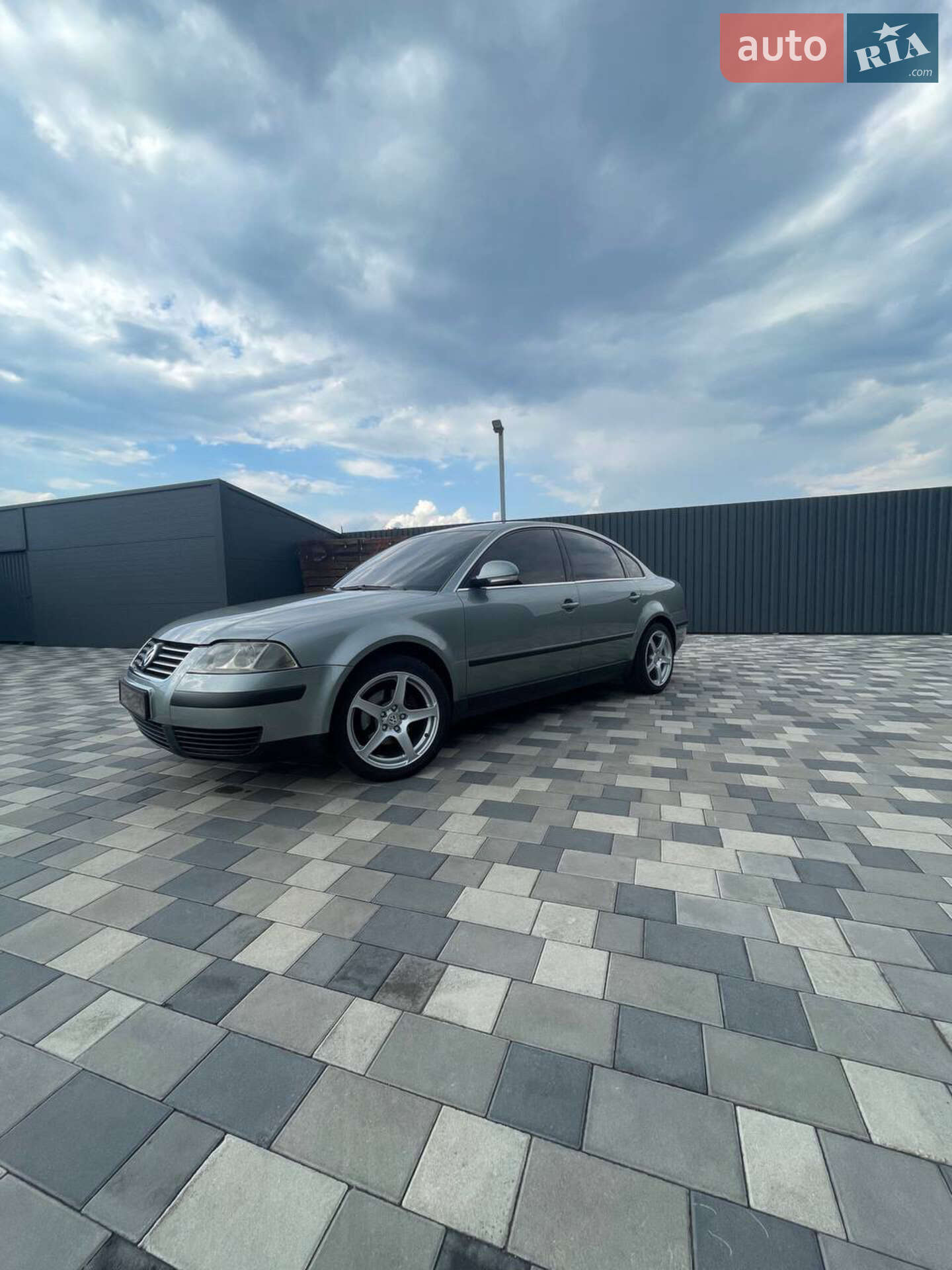 Volkswagen Passat 2004 VIN WVWZZZ3BZ5P001310 фото оголошення 4 з 10