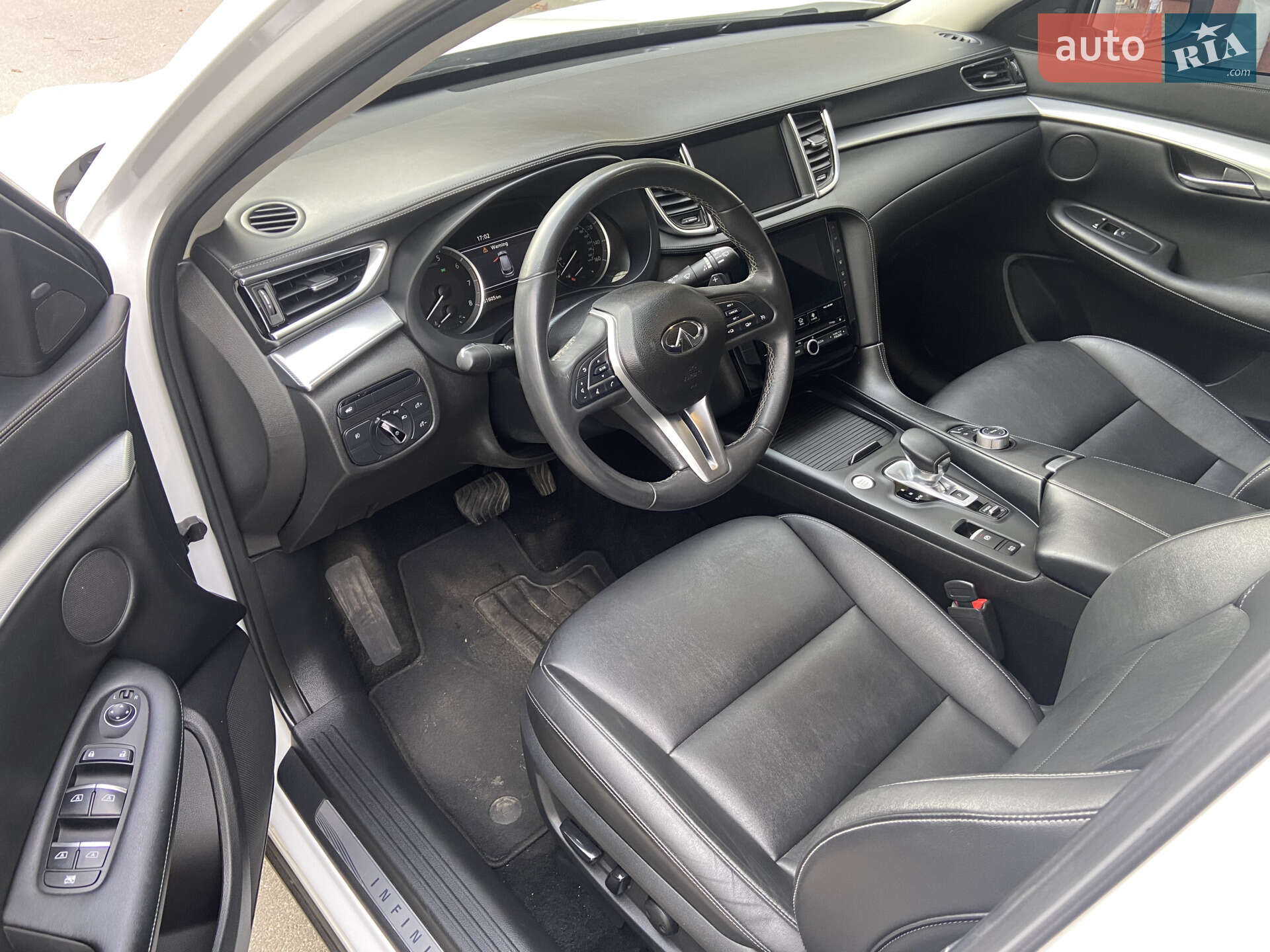 Infiniti QX50 2019 VIN 3PCAJ5M13KF137665 фото оголошення 21 з 26