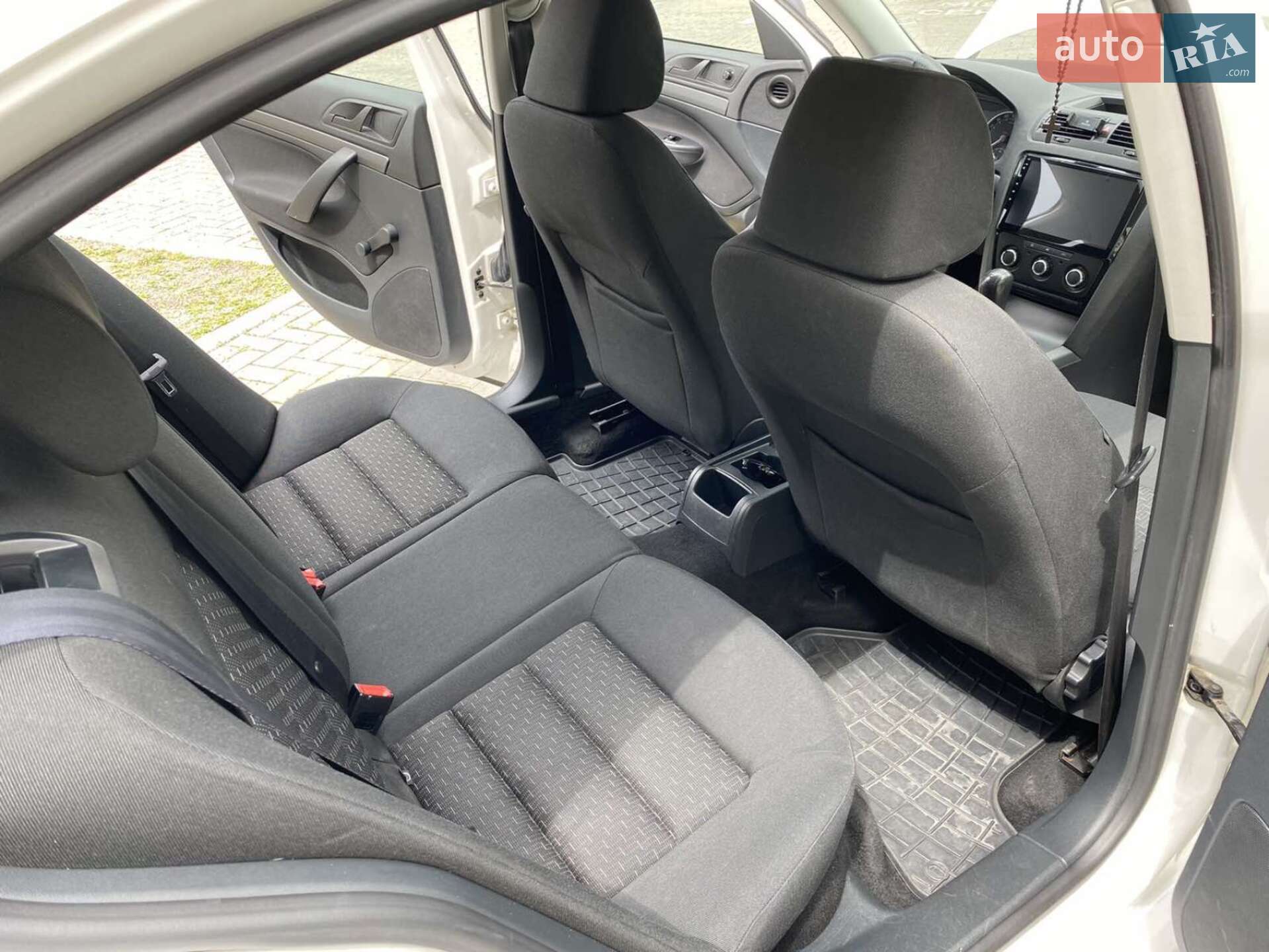Skoda Octavia 2010 VIN TMBDX21Z9B8006843 фото оголошення 27 з 61