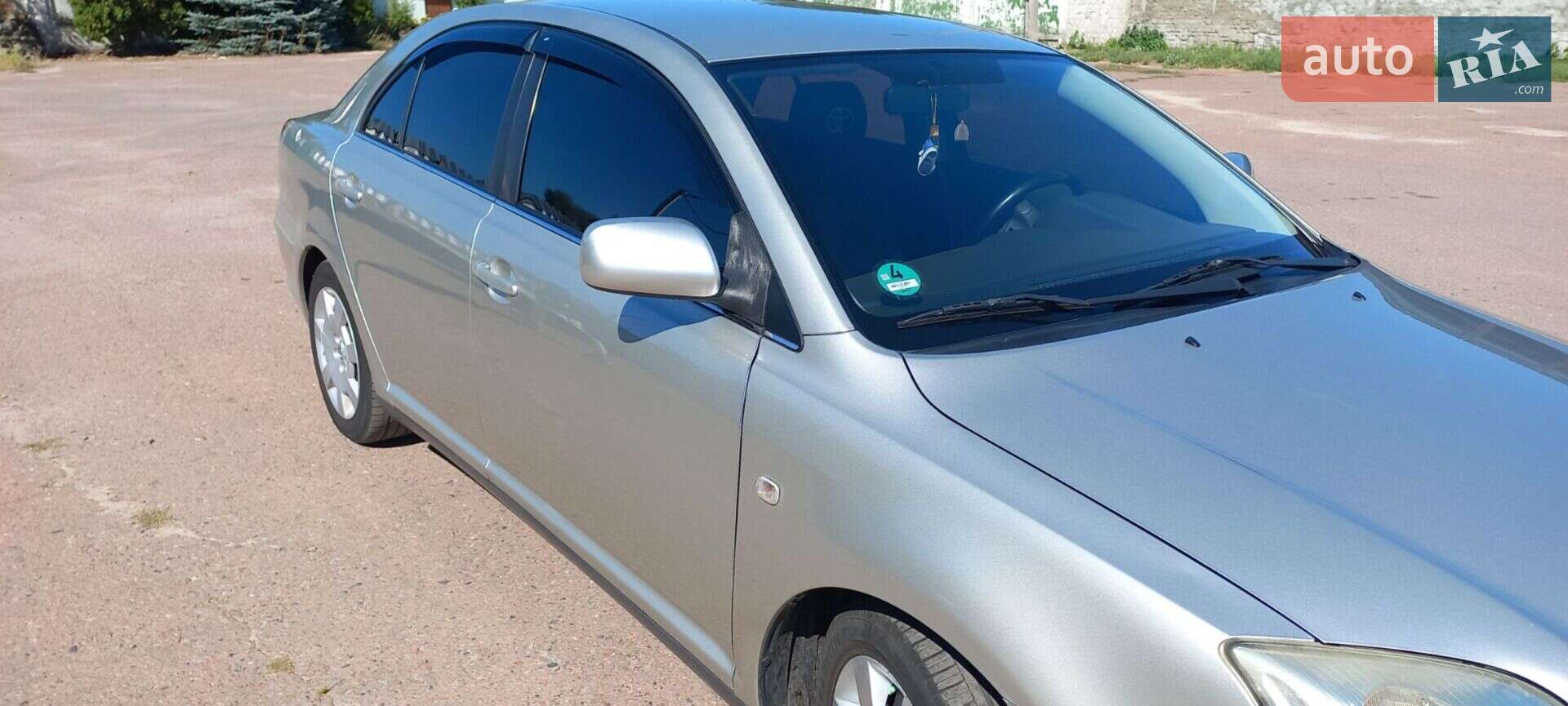 Toyota Avensis 2003 VIN SB1BR56L30E012258 фото оголошення 2 з 26