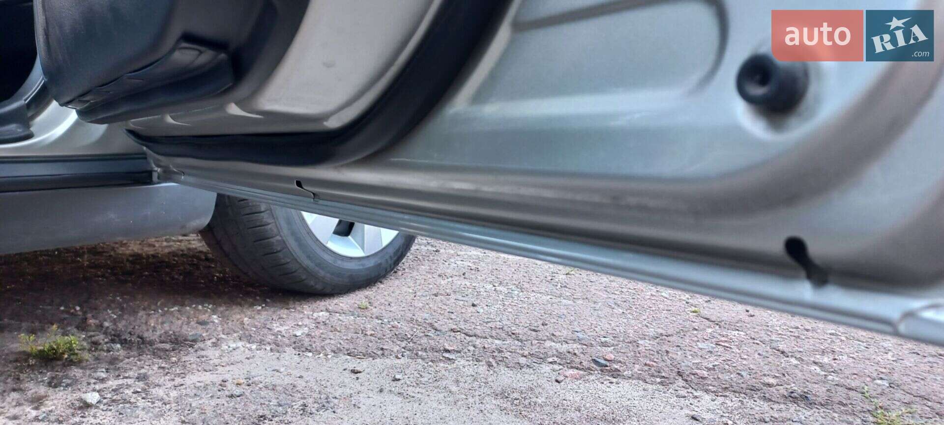 Toyota Avensis 2003 VIN SB1BR56L30E012258 фото оголошення 15 з 26