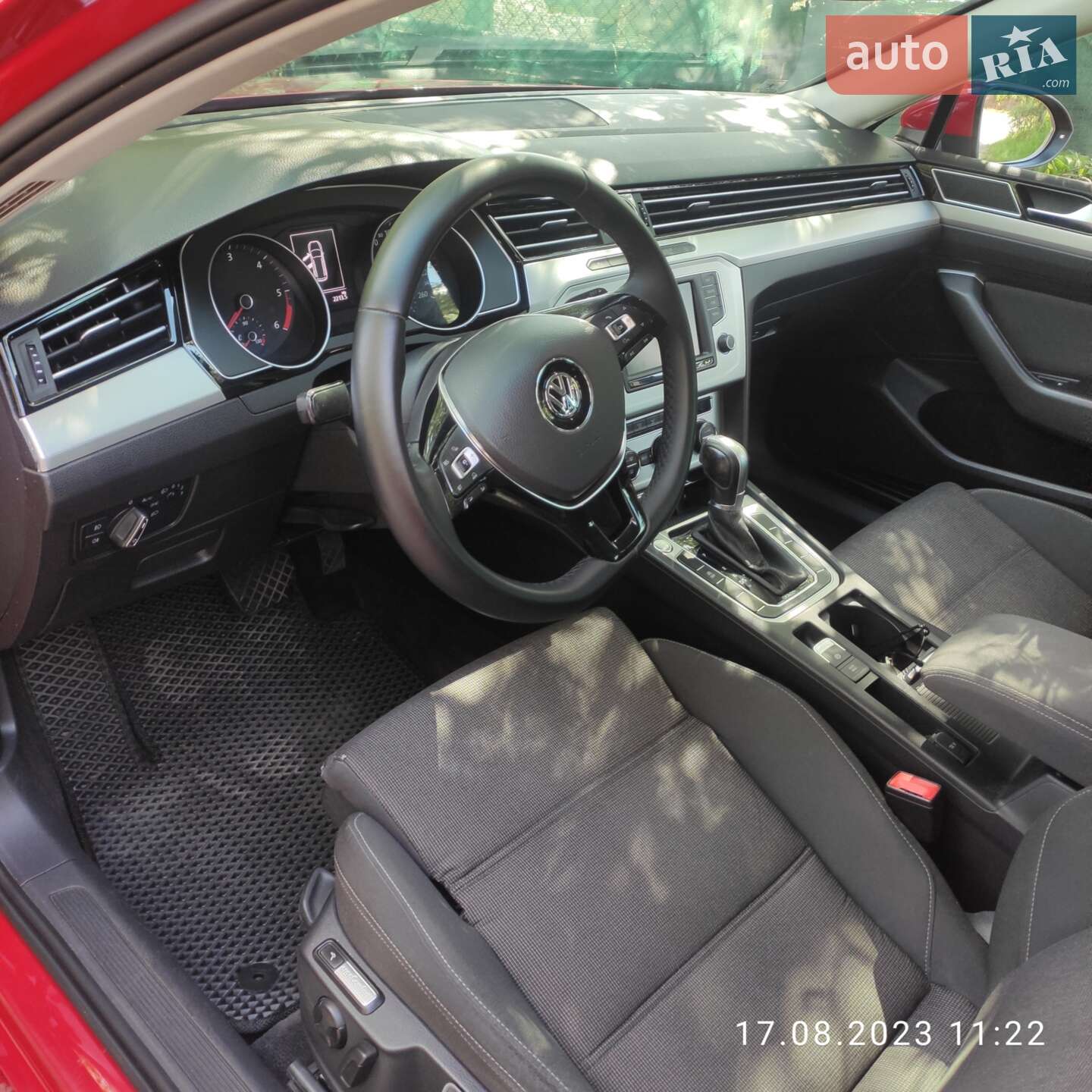 Volkswagen Passat 2015 VIN WVWZZZ3CZGP002014 фото оголошення 11 з 18