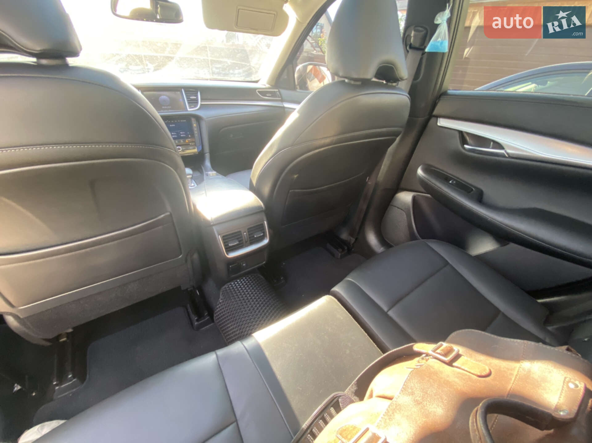 Infiniti QX50 2019 VIN 3PCAJ5M13KF137665 фото оголошення 5 з 19