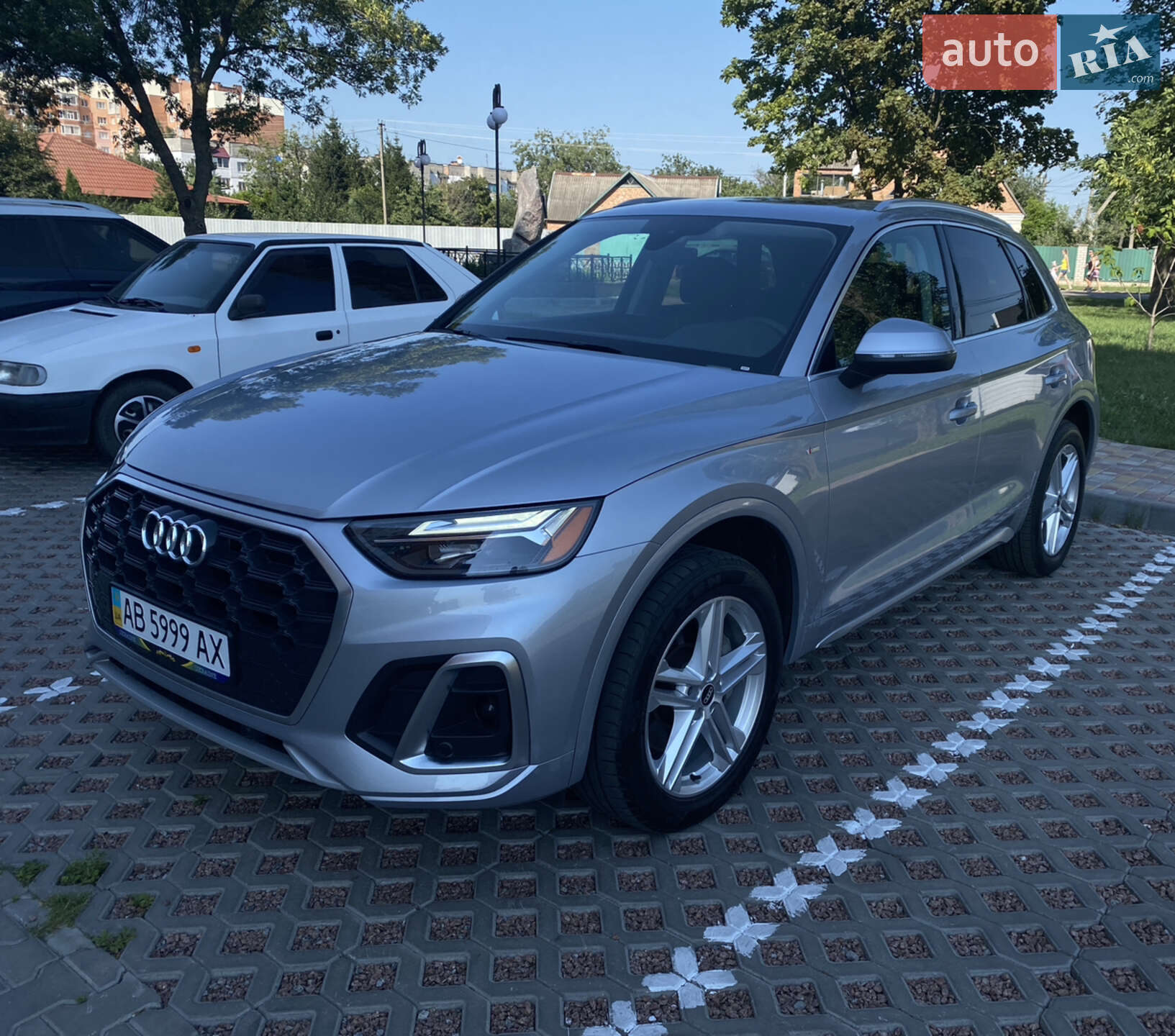 Audi Q5 2020 VIN WA1G2AFY6M2045525 фото оголошення 3 з 9