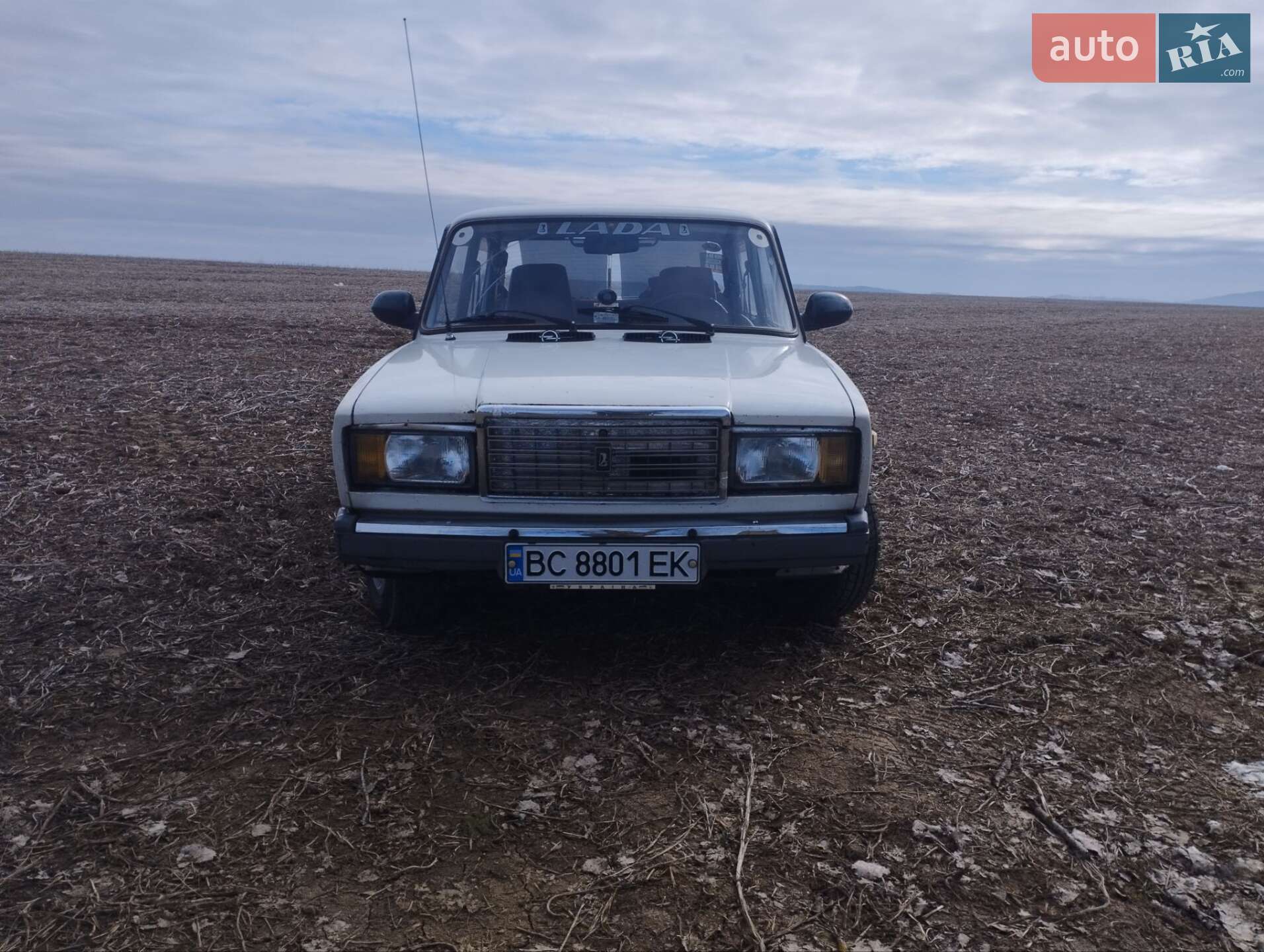 ВАЗ / Lada 2107 1991 VIN XTA210700M0581933 фото оголошення 3 з 9