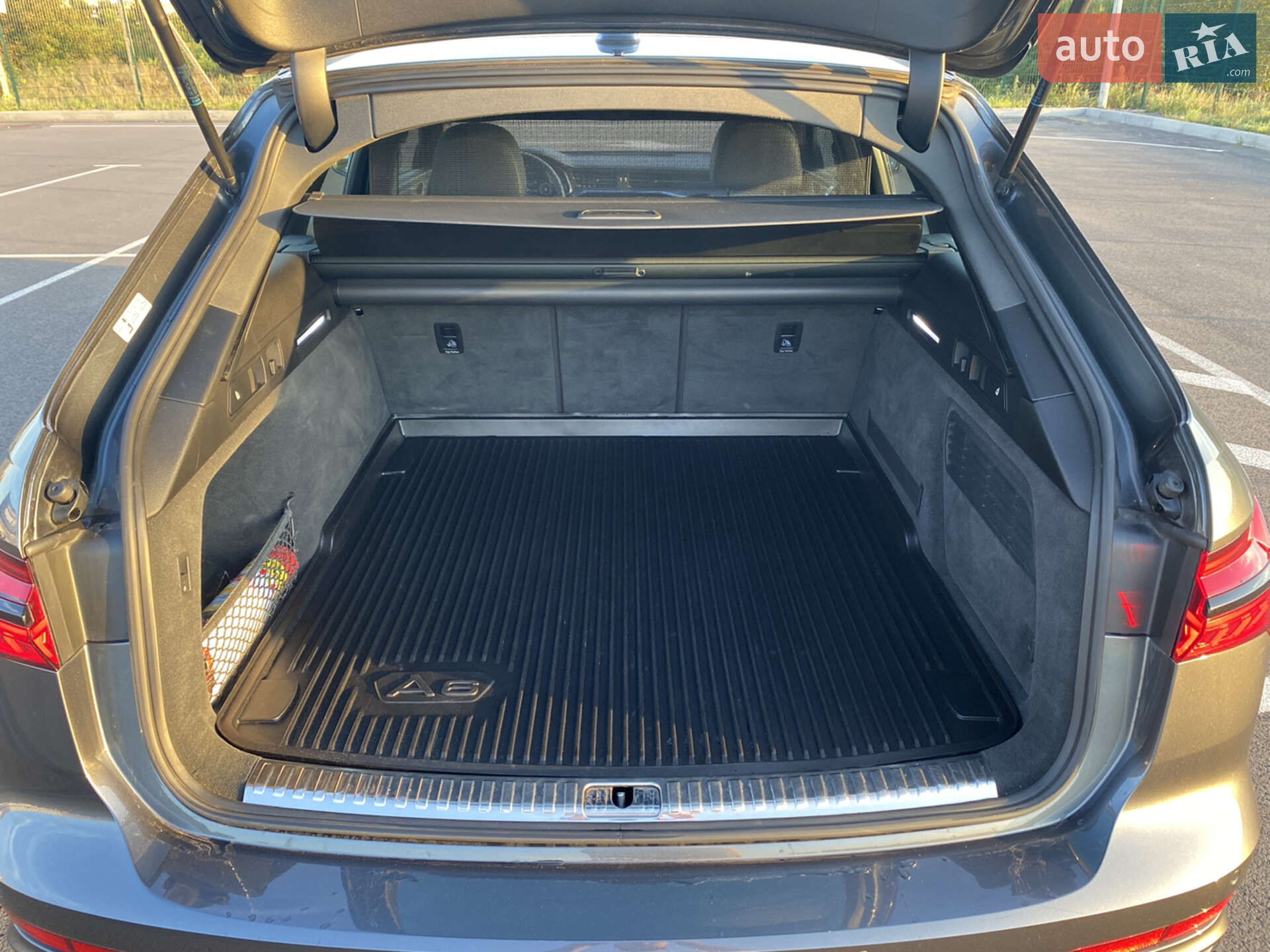 Audi A6 2018 VIN WAUZZZF20KN050099 фото оголошення 31 з 53