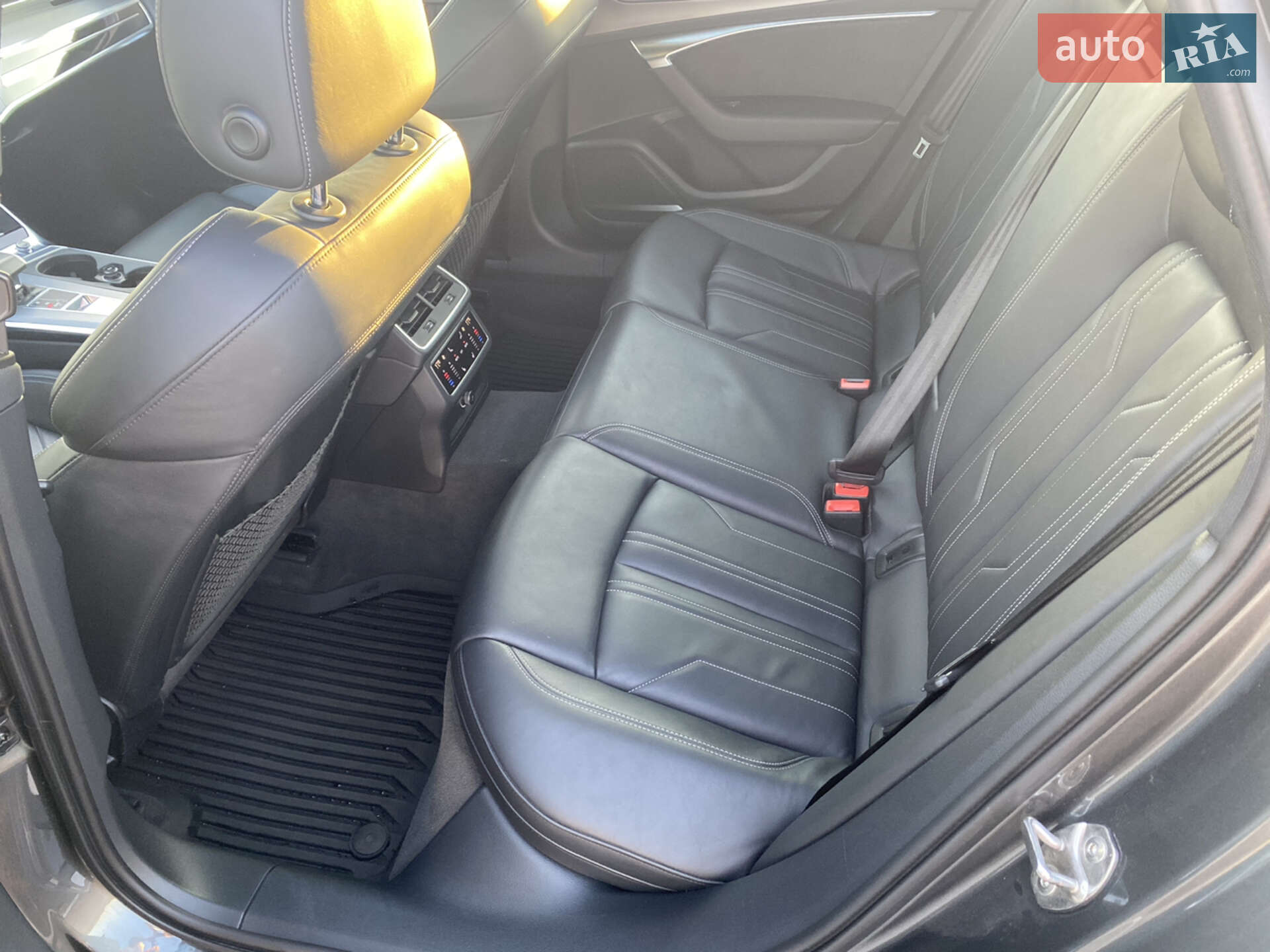 Audi A6 2018 VIN WAUZZZF20KN050099 фото оголошення 44 з 53