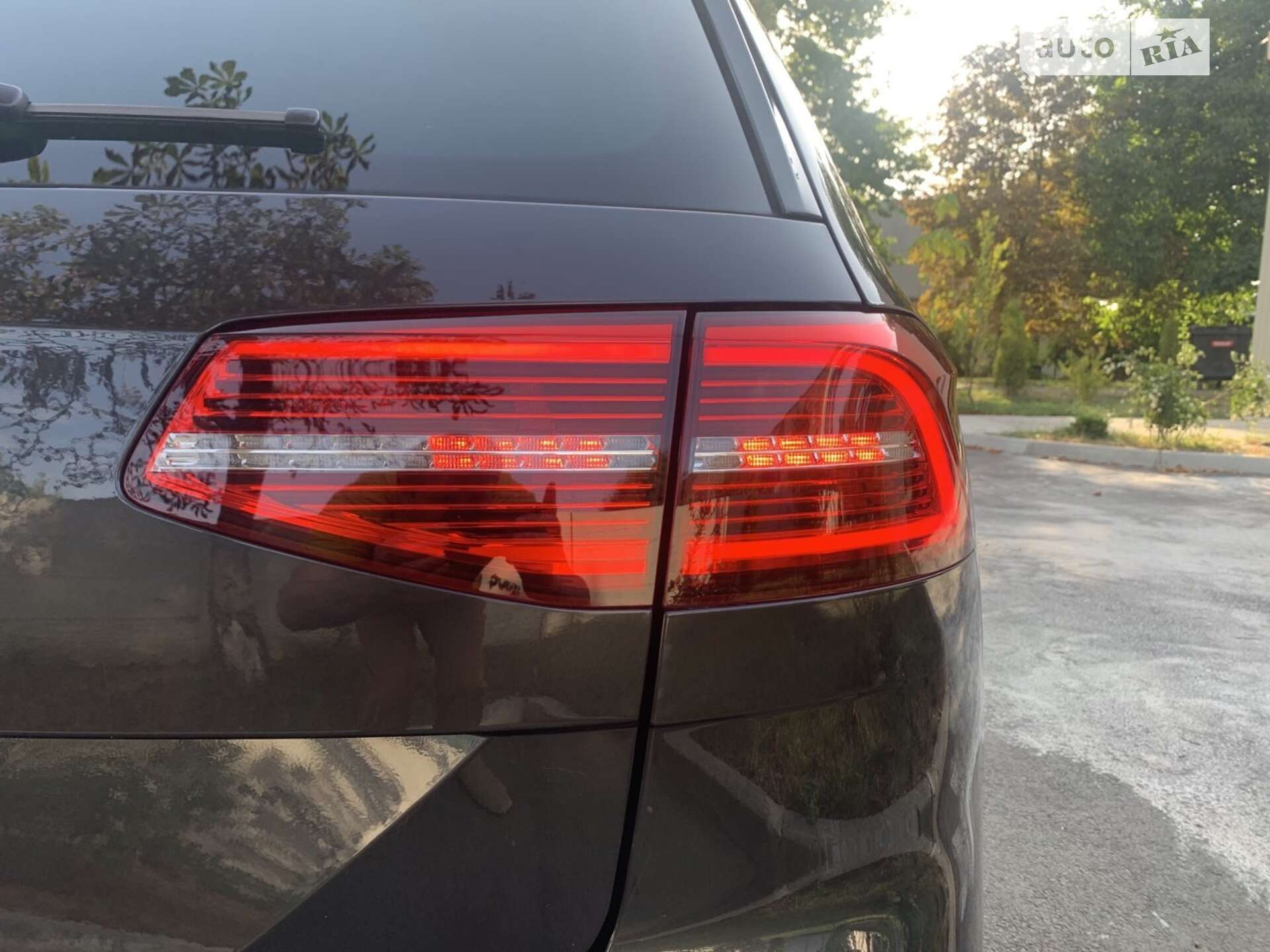 Volkswagen Passat 2017 VIN WVWZZZ3CZJE075533 фото оголошення 17 з 23