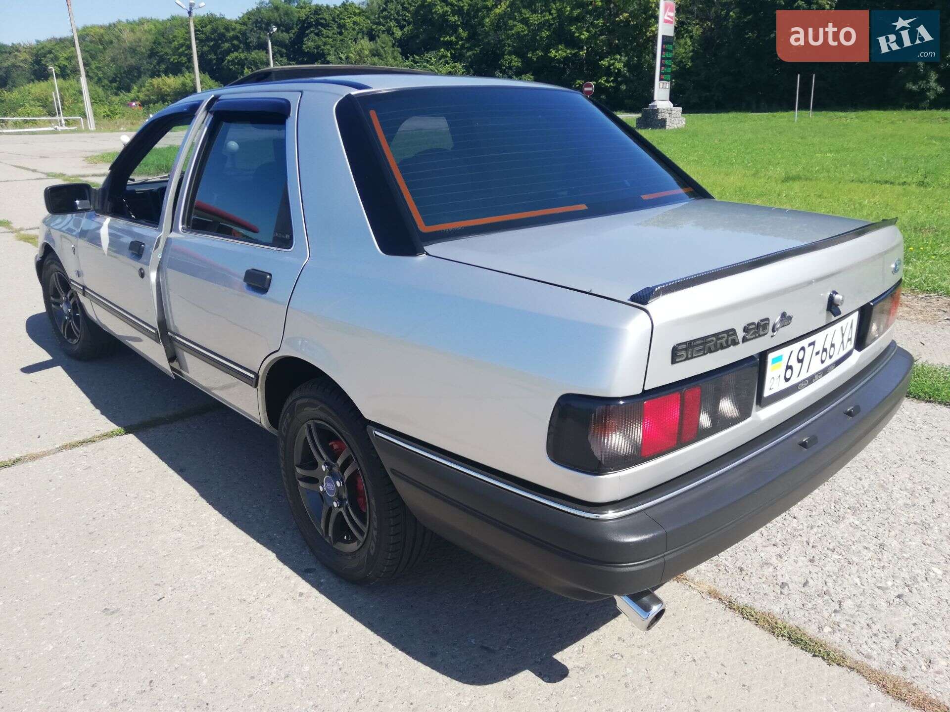 Ford Sierra 1990 VIN WF0FXXGBBFKD26818 фото оголошення 13 з 24