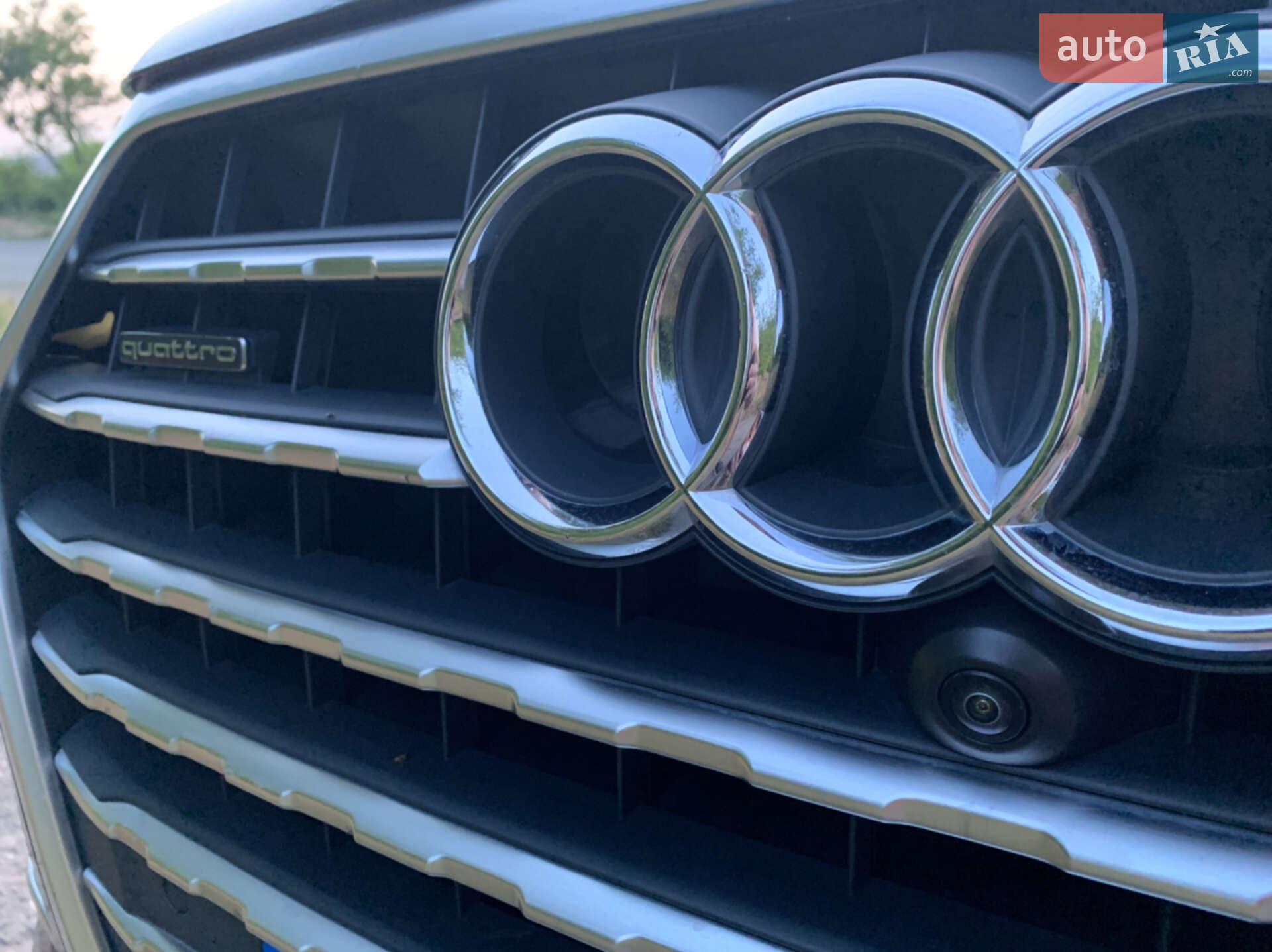 Audi Q7 2019 VIN WA1LAAF72KD030496 фото оголошення 16 з 31