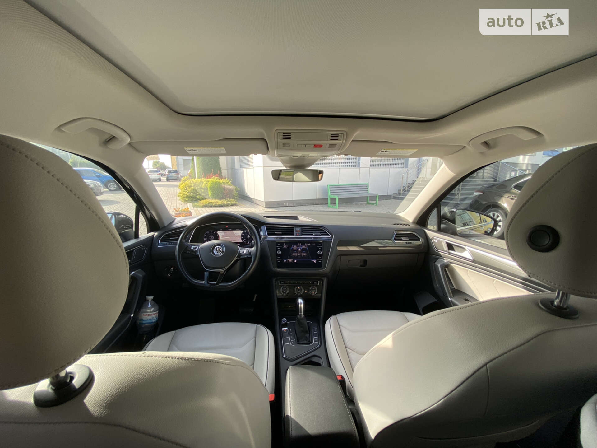 Volkswagen Tiguan 2018 VIN 3VV5B7AXXJM133661 фото оголошення 17 з 27