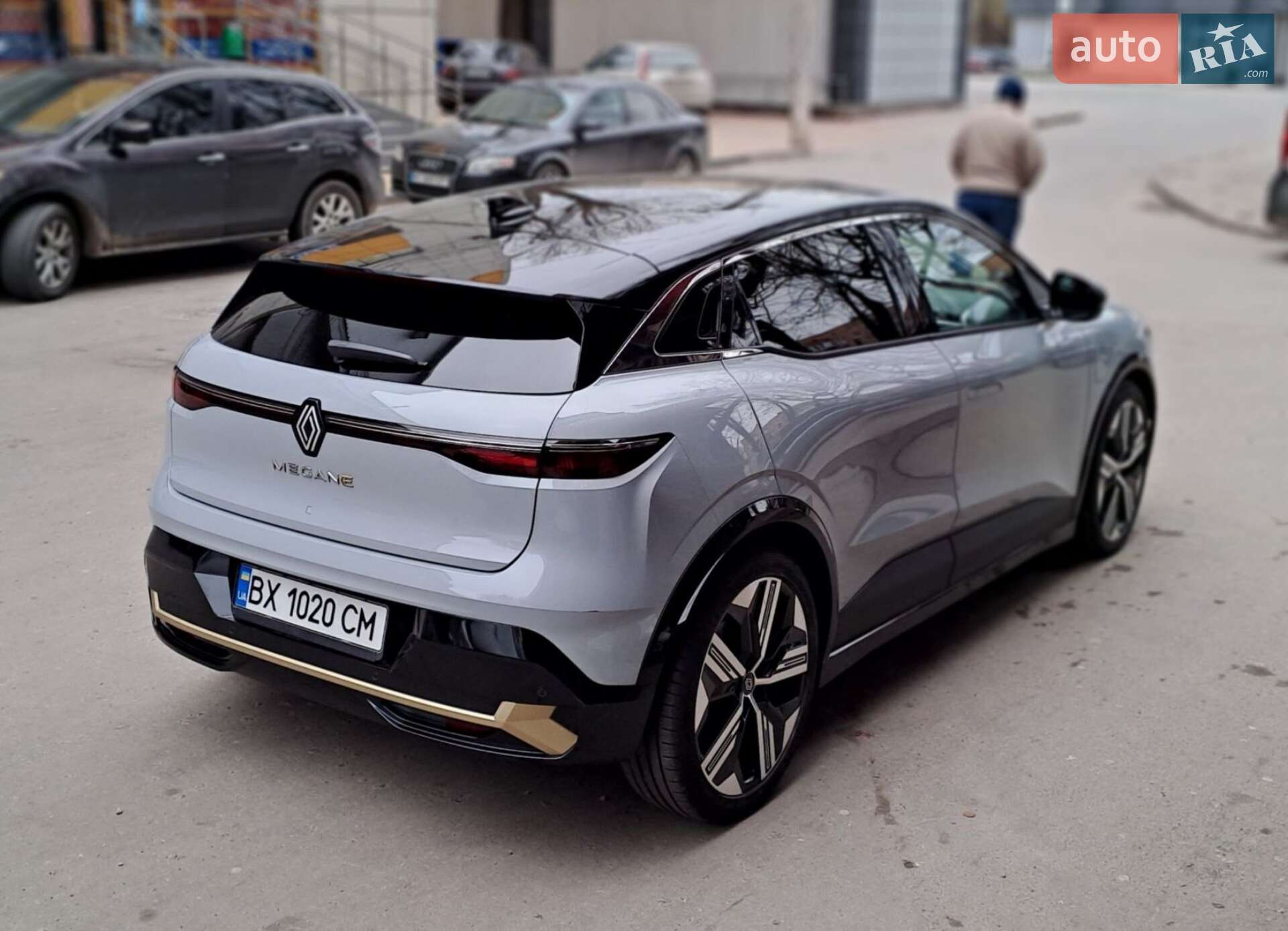 Renault Megane E-Tech Electric 2022 VIN VF1RCB00469835371 фото оголошення 10 з 48