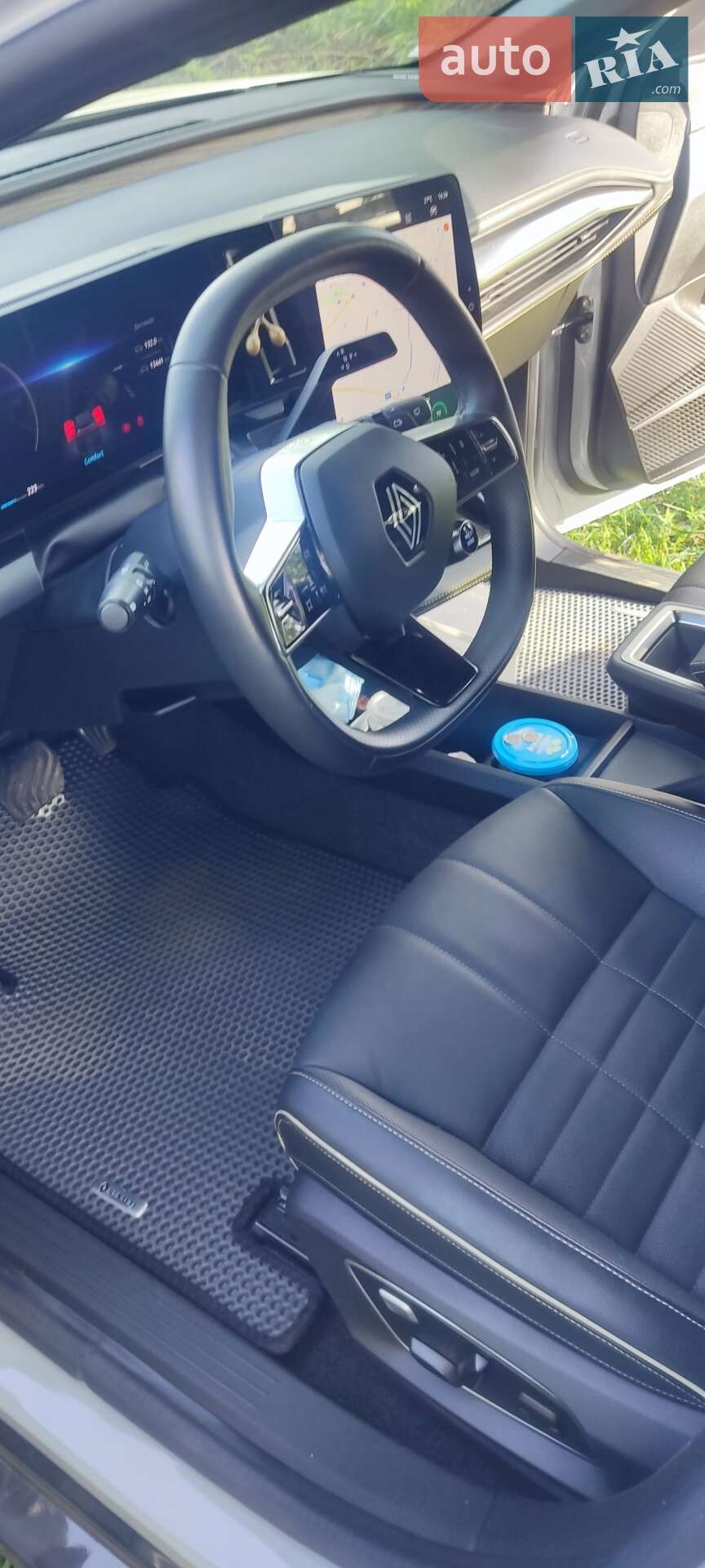 Renault Megane E-Tech Electric 2022 VIN VF1RCB00469835371 фото оголошення 34 з 48
