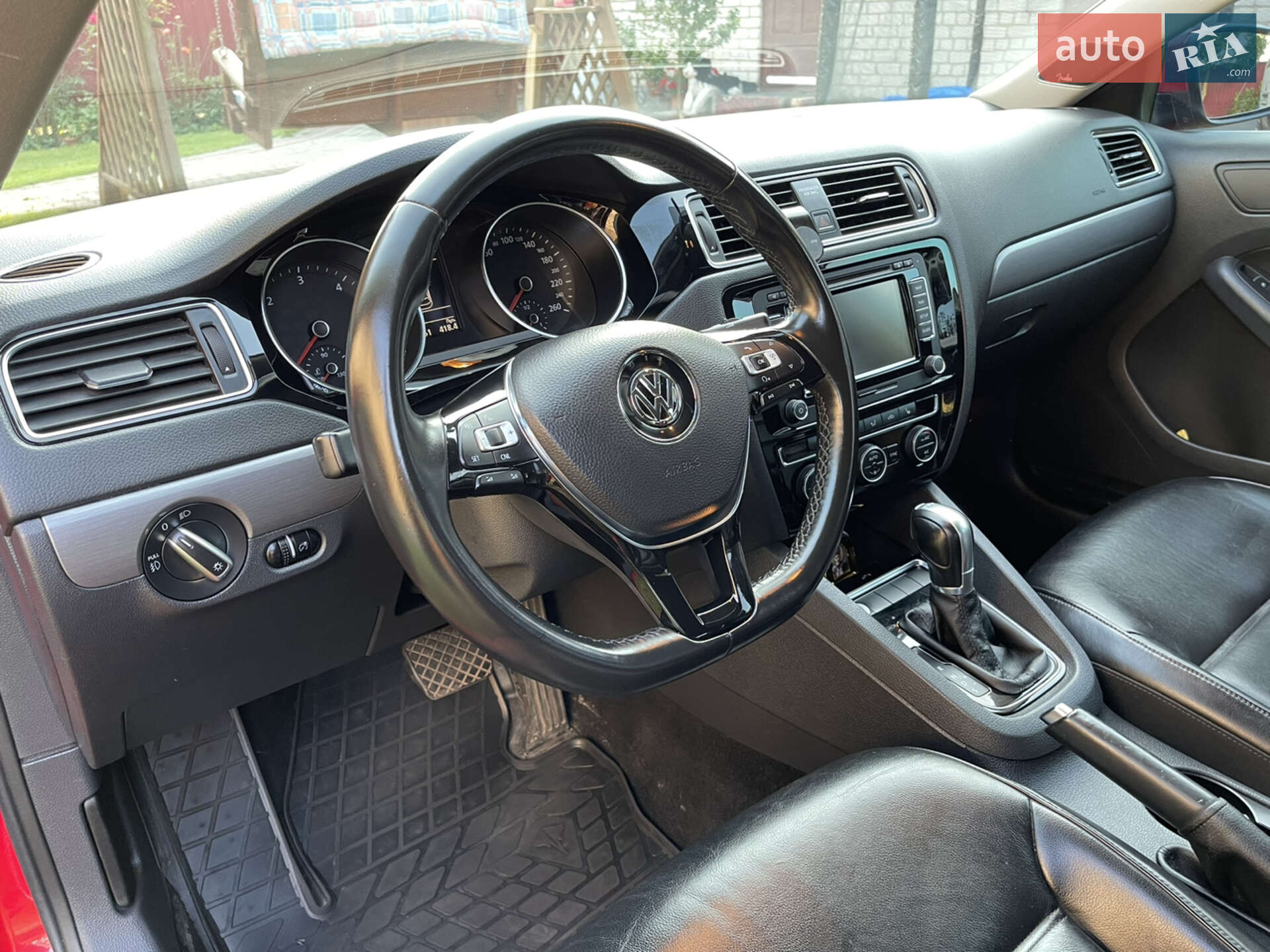 Volkswagen Jetta 2014 VIN 3VWLA7AJ7FM205229 фото оголошення 10 з 15
